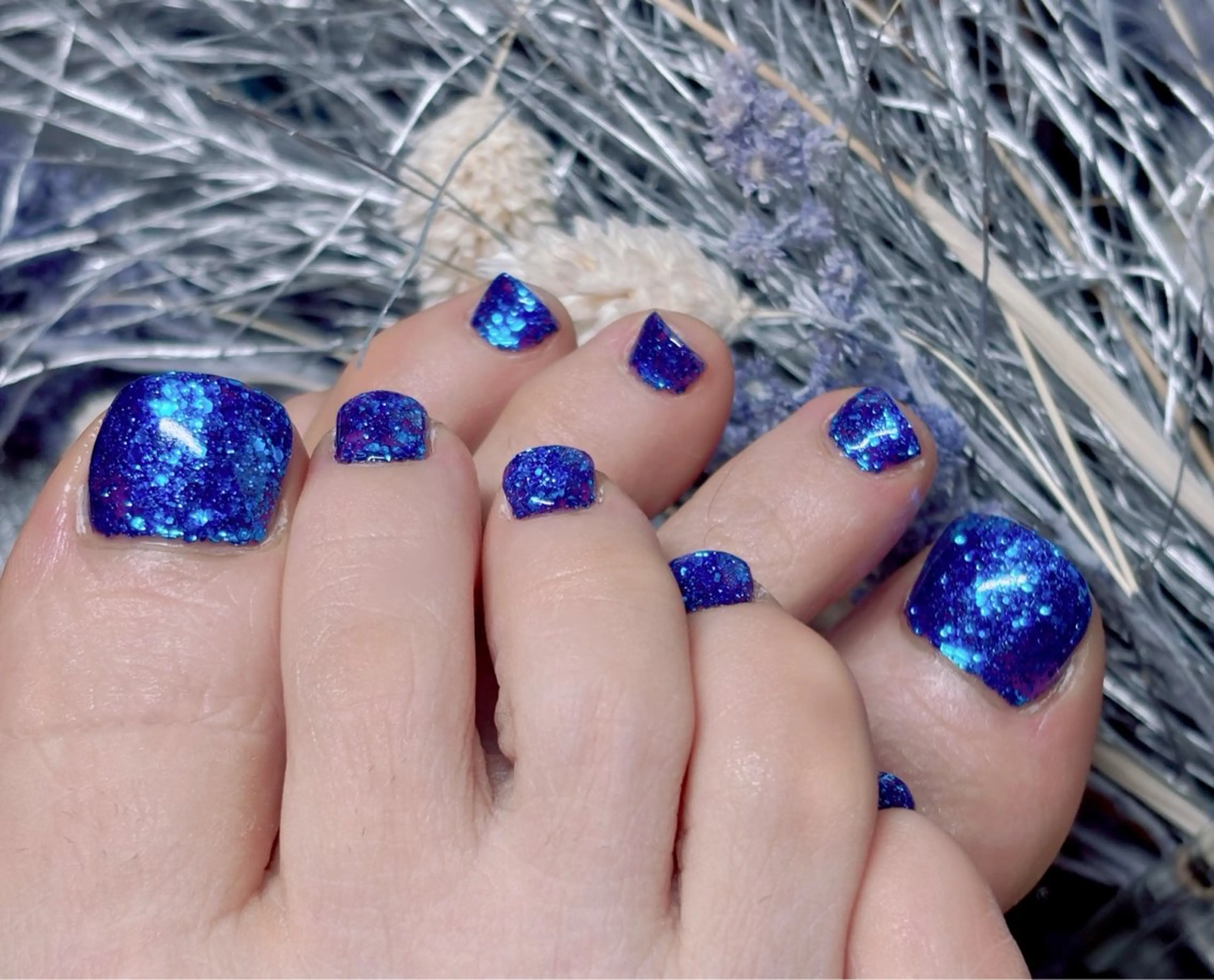 ネイル ブルー フットネイル ラメ(グリッター) ワンカラーネイル 福永 ふさこのネイルデザイン