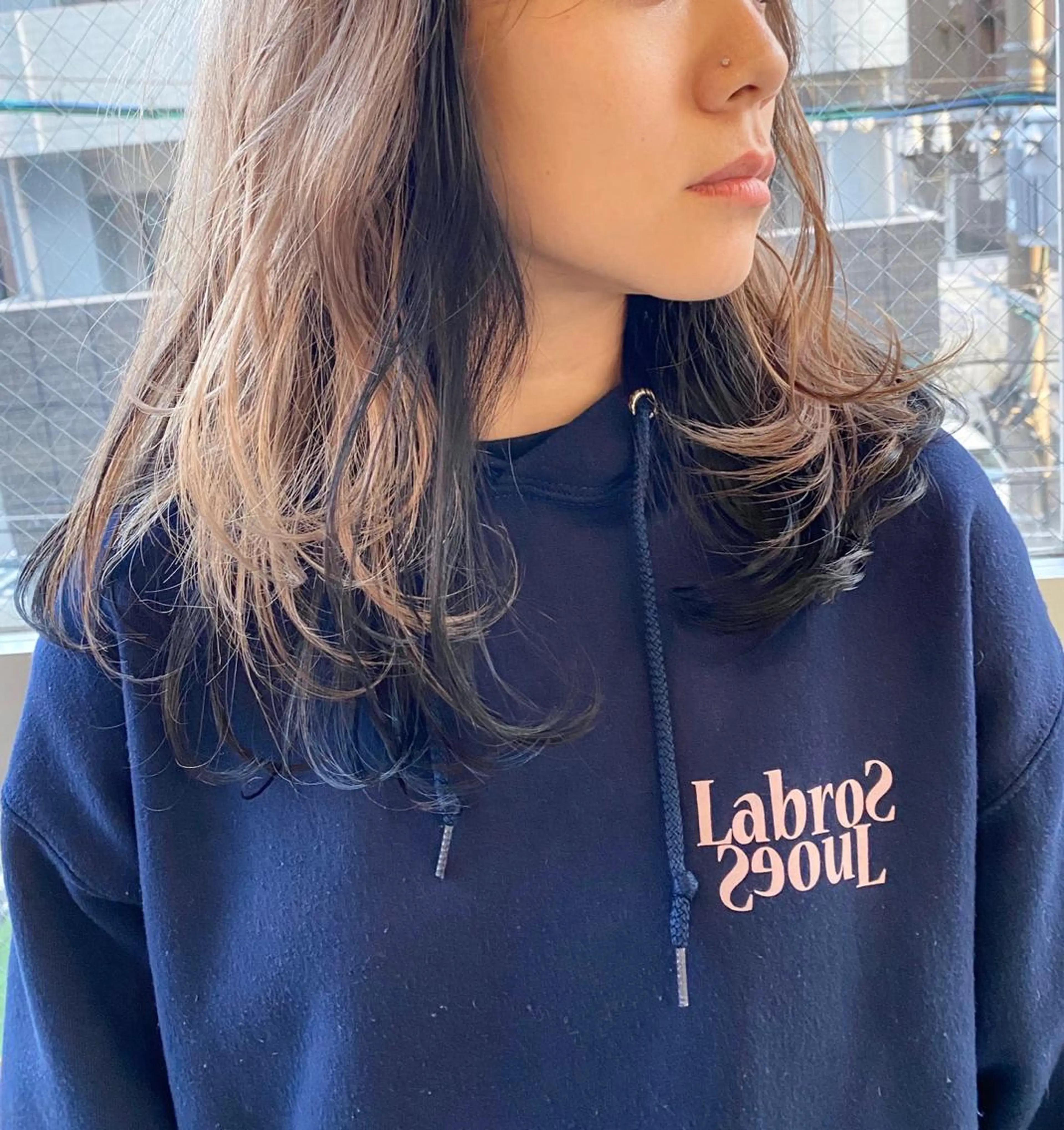 セミロング カラー ベージュカラー インナーカラー ness ネスのヘアスタイル