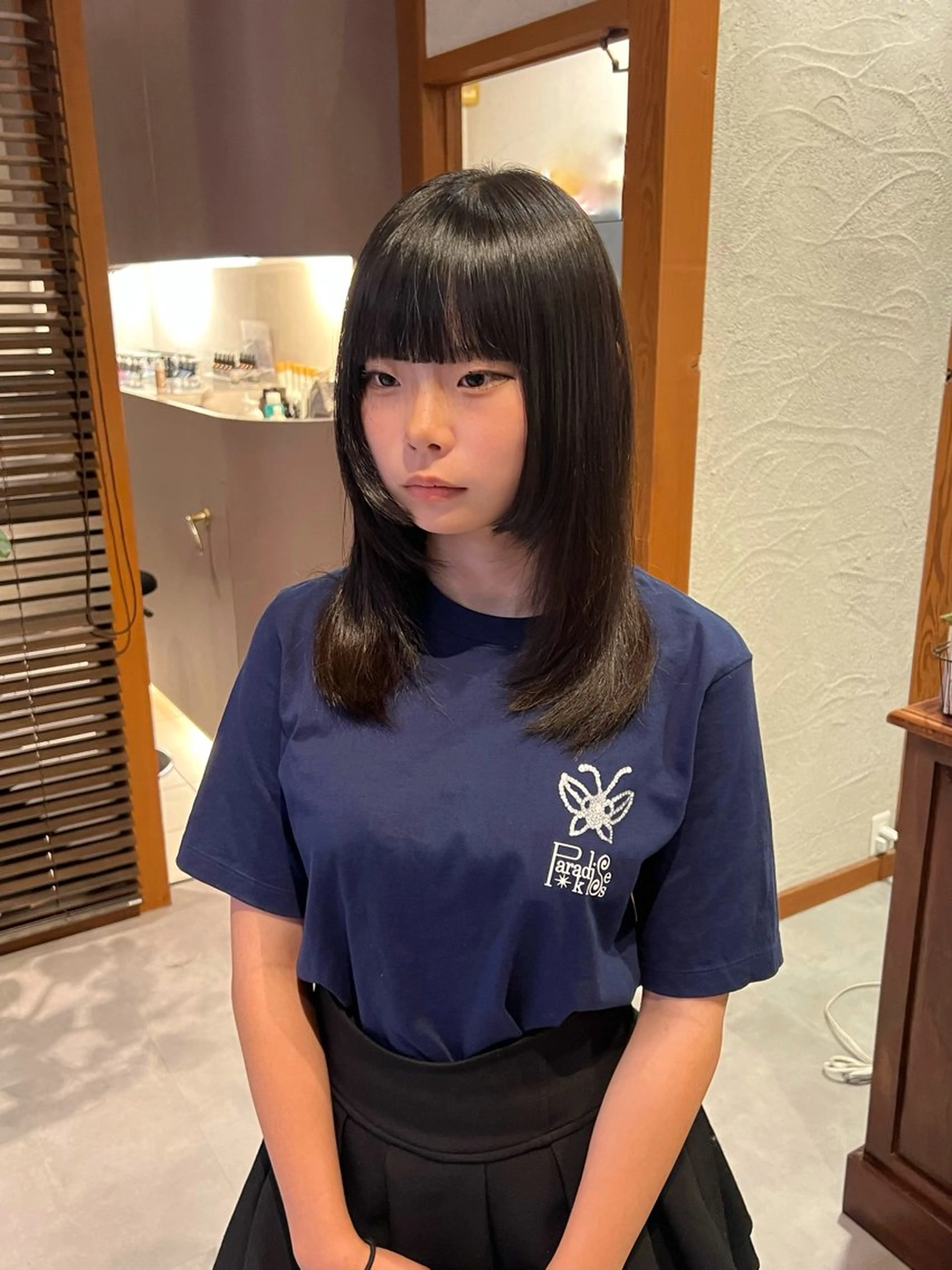 セミロング 顔まわりレイヤー 顔周りカット レイヤーカット Rondo.Hair所属・西山 幸奈のヘアスタイル