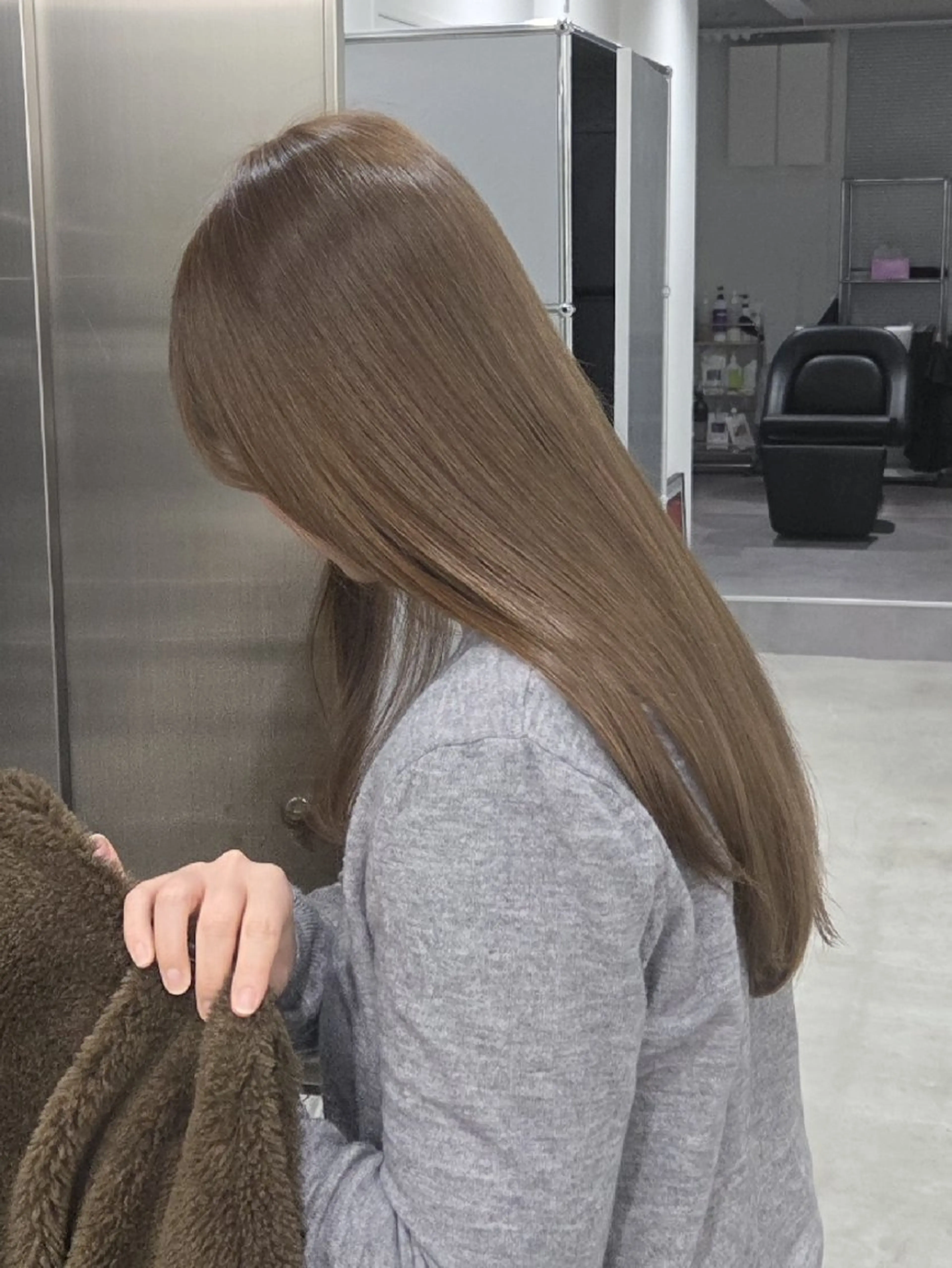 ✨おすすめNO.1✨似合わせカット+透明感カラー+トリートメント付き ￥11.000→￥7.700の写真