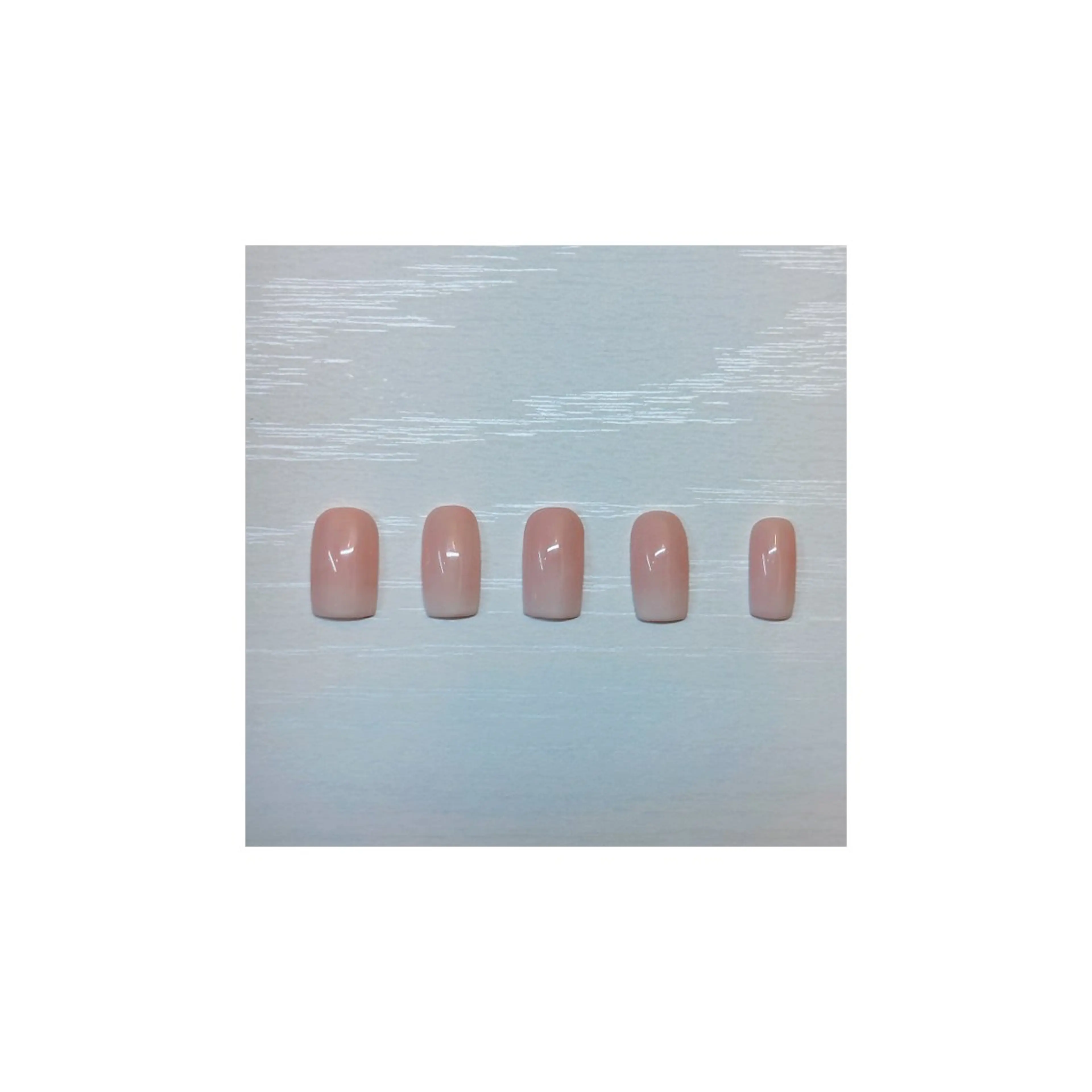 ネイル グラデーション オフィスネイル ピンク シンプルネイル ネイルサロン　will　恵比寿　【ウィル】所属・桓 宇のネイルデザイン