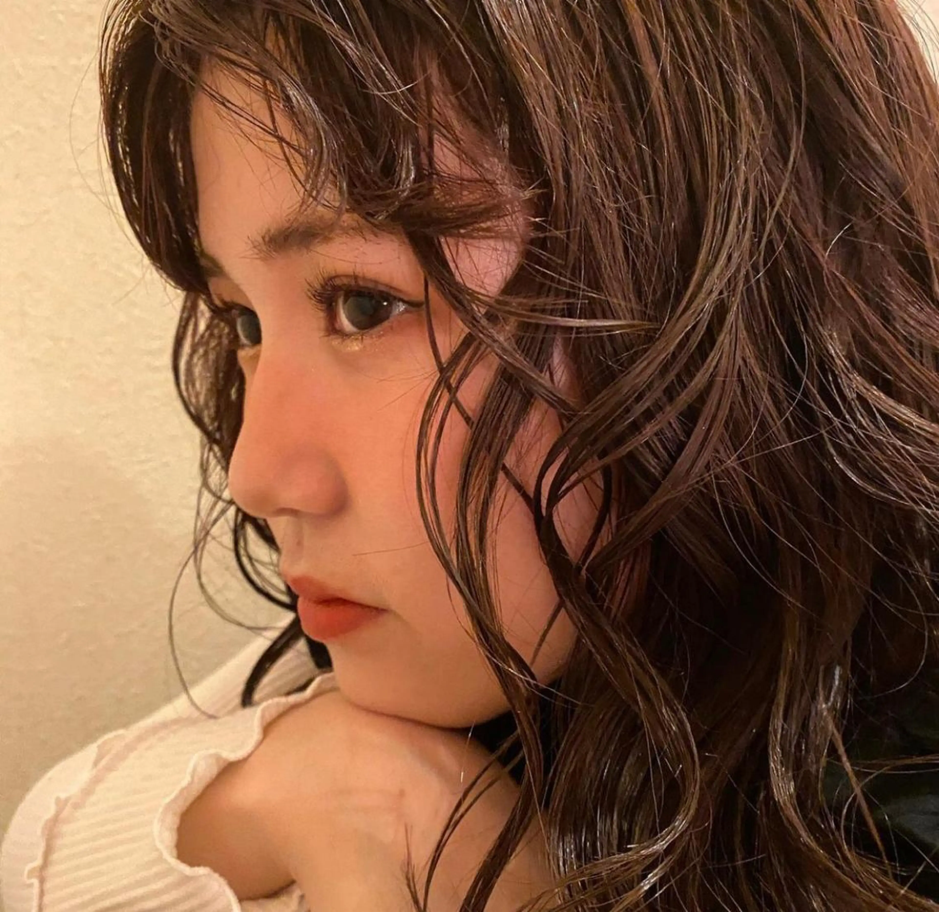 セミロング ミカ/名駅/レイヤー /ブリーチなしカラーのヘアスタイル