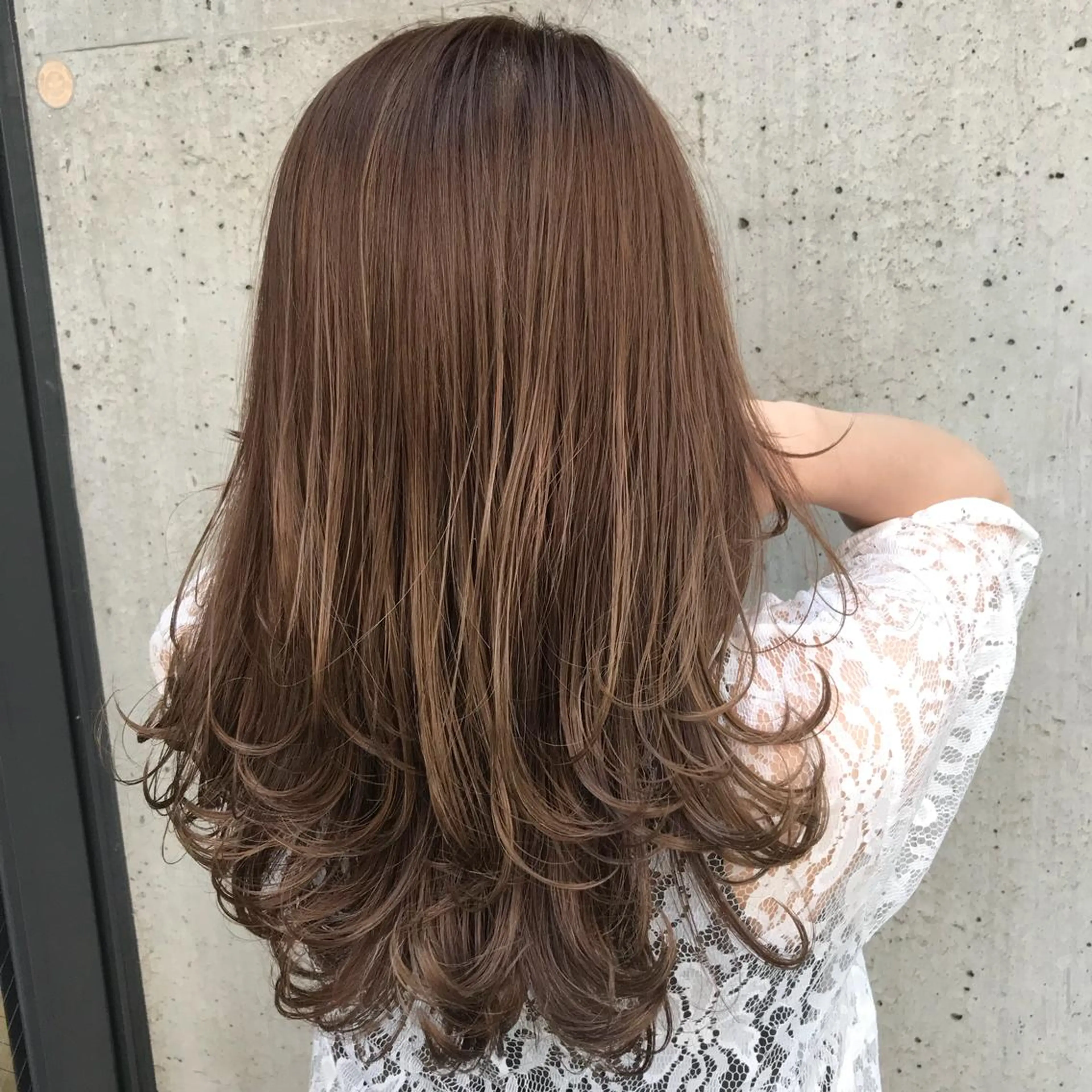 ロング カラー アッシュ ベージュカラー ブリーチ グラデーションカラー グレージュ カット ヘアカラー トリートメント 韓国レイヤー/ミルク ティー🦋高橋　暖のヘアスタイル