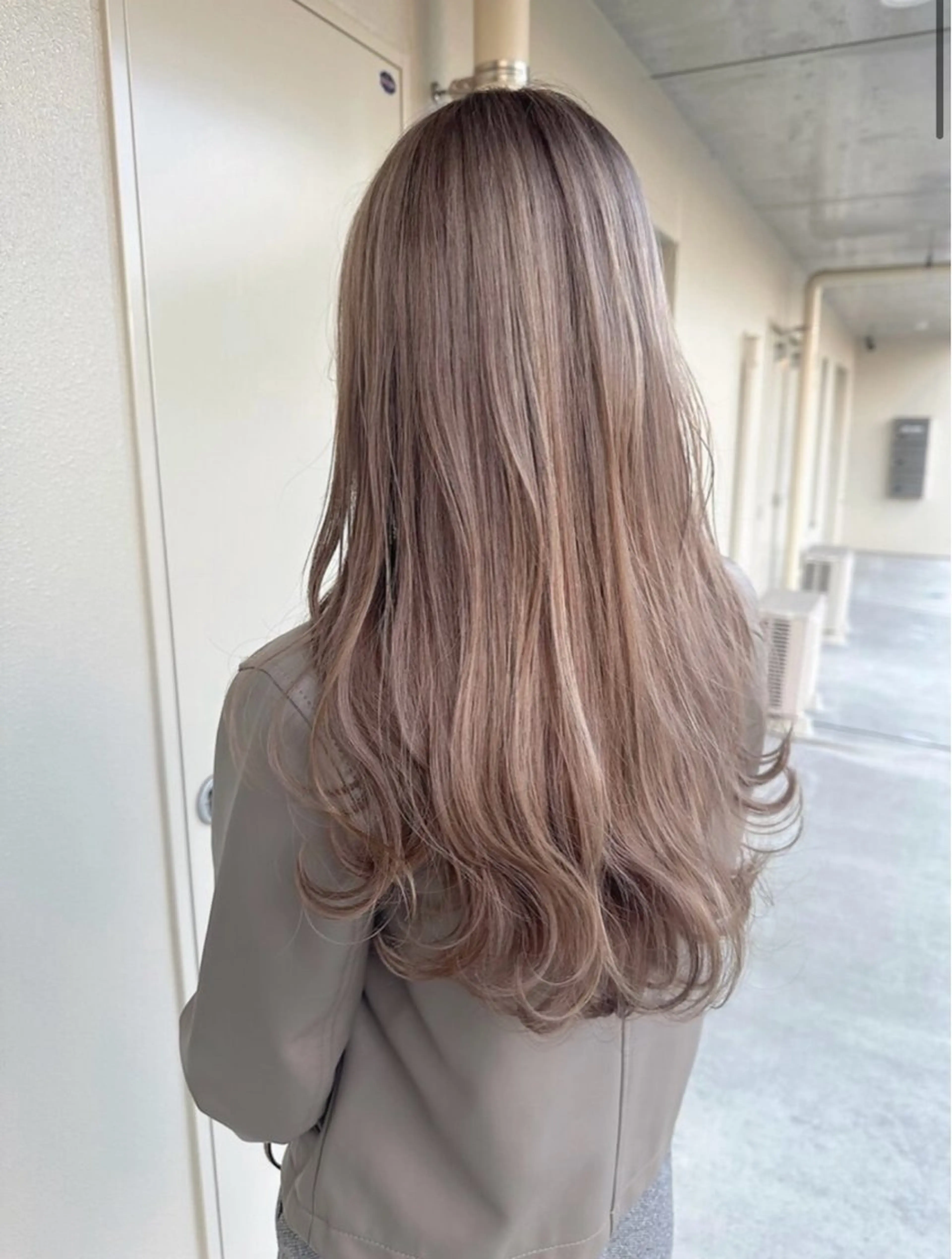 カラー 山田 誠也のヘアスタイル