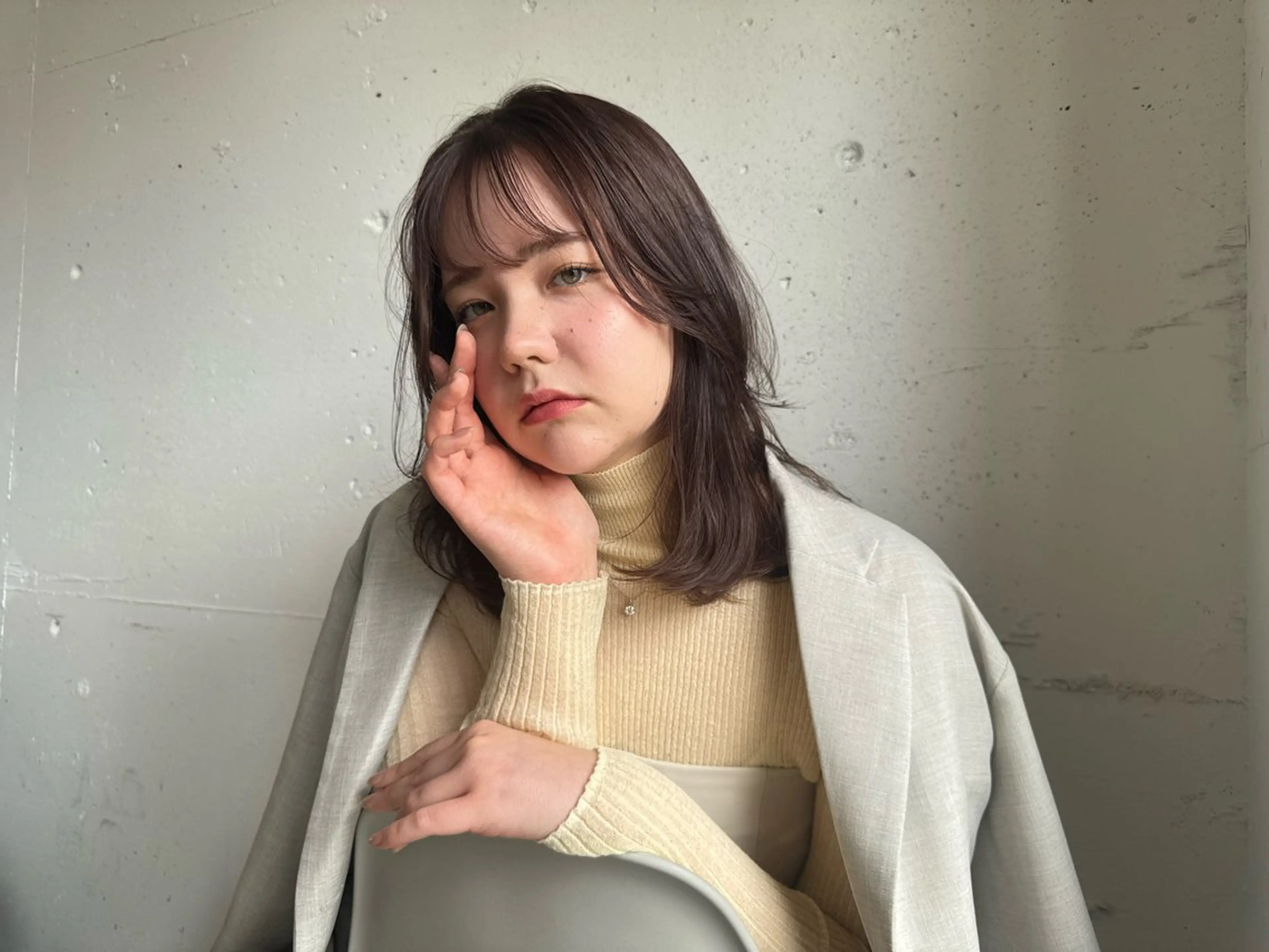 セミロング CLIQUE　有木 七虹のヘアスタイル