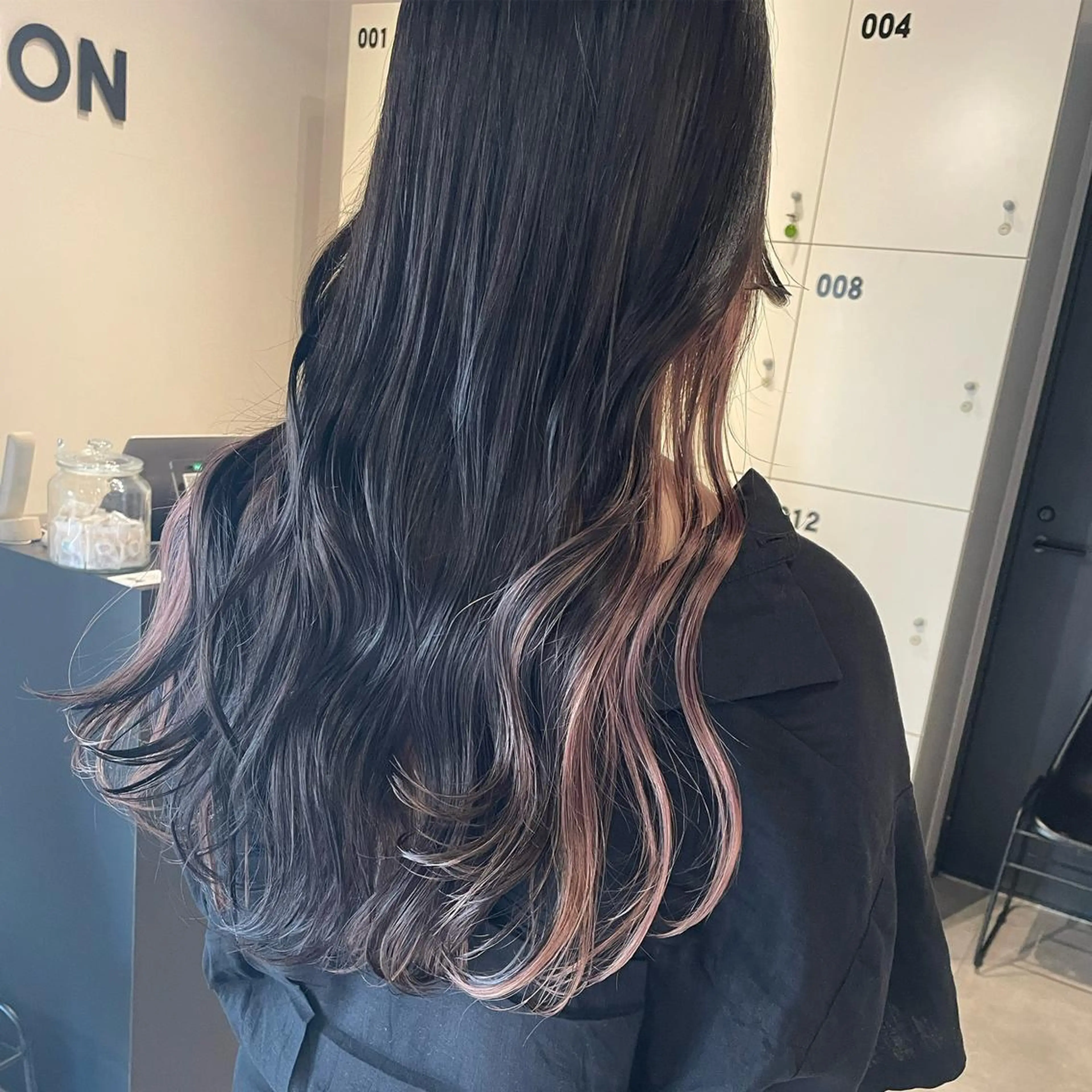 ミディアム カラー ベージュカラー ピンクカラー ピンクベージュ ヘアカラー トリートメント ブリーチ👩‍🦳/ ‪✂︎MANAMIのヘアスタイル