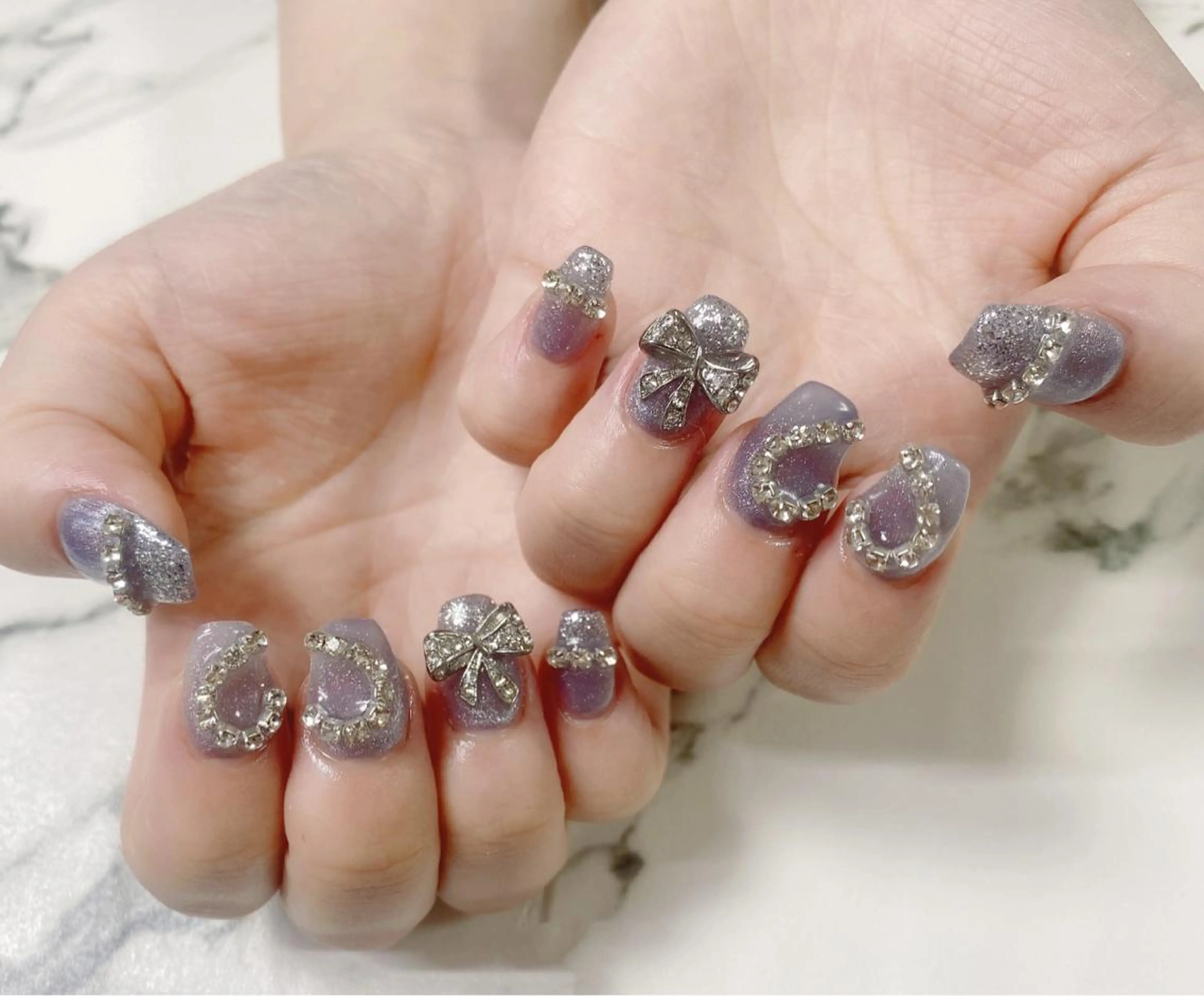 ロング カラー ネイル 長さ出し マグネットネイル Q Free nailsのネイルデザイン