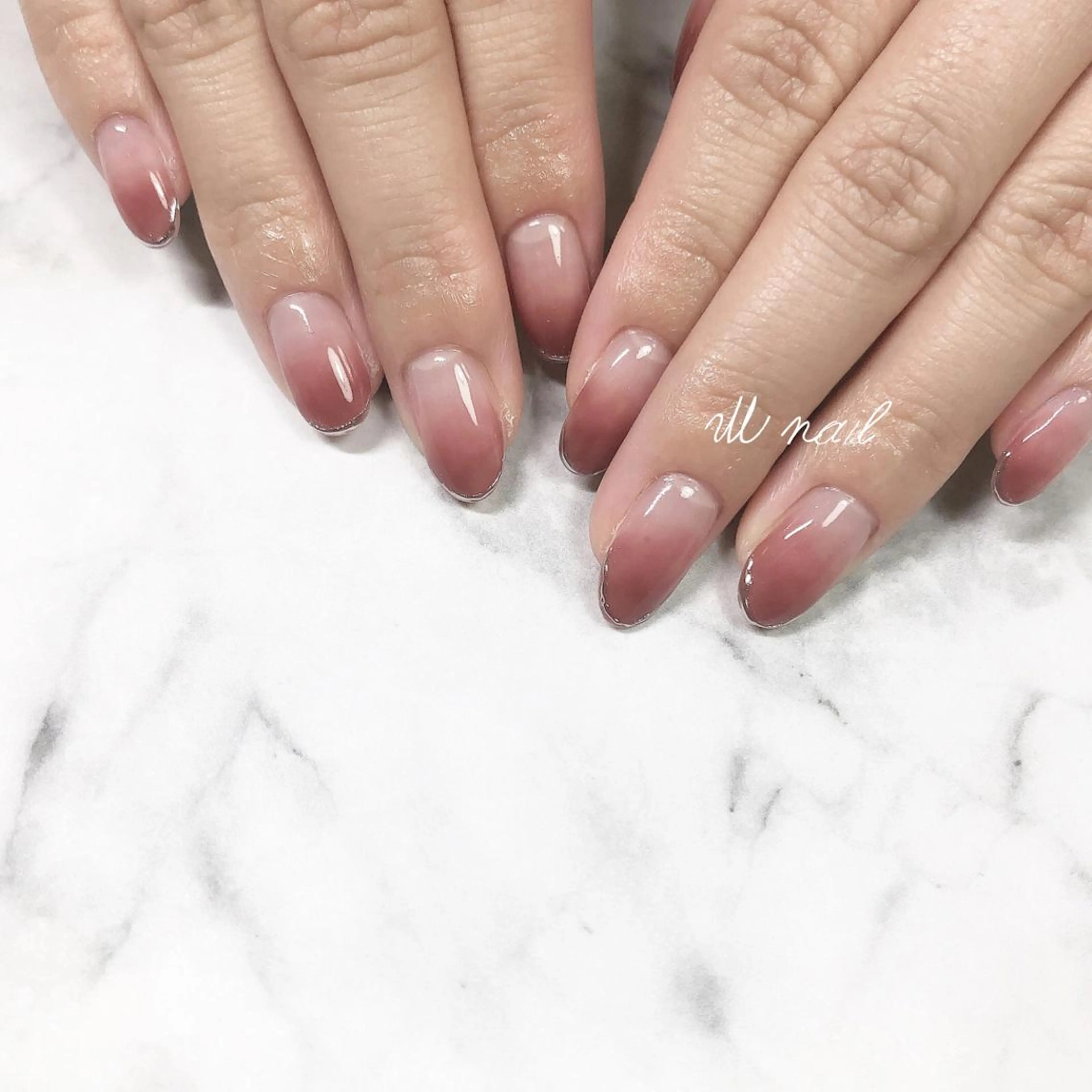 ネイル グラデーション ミラーネイル ハンドネイル M　nail所属・M nailのネイルデザイン