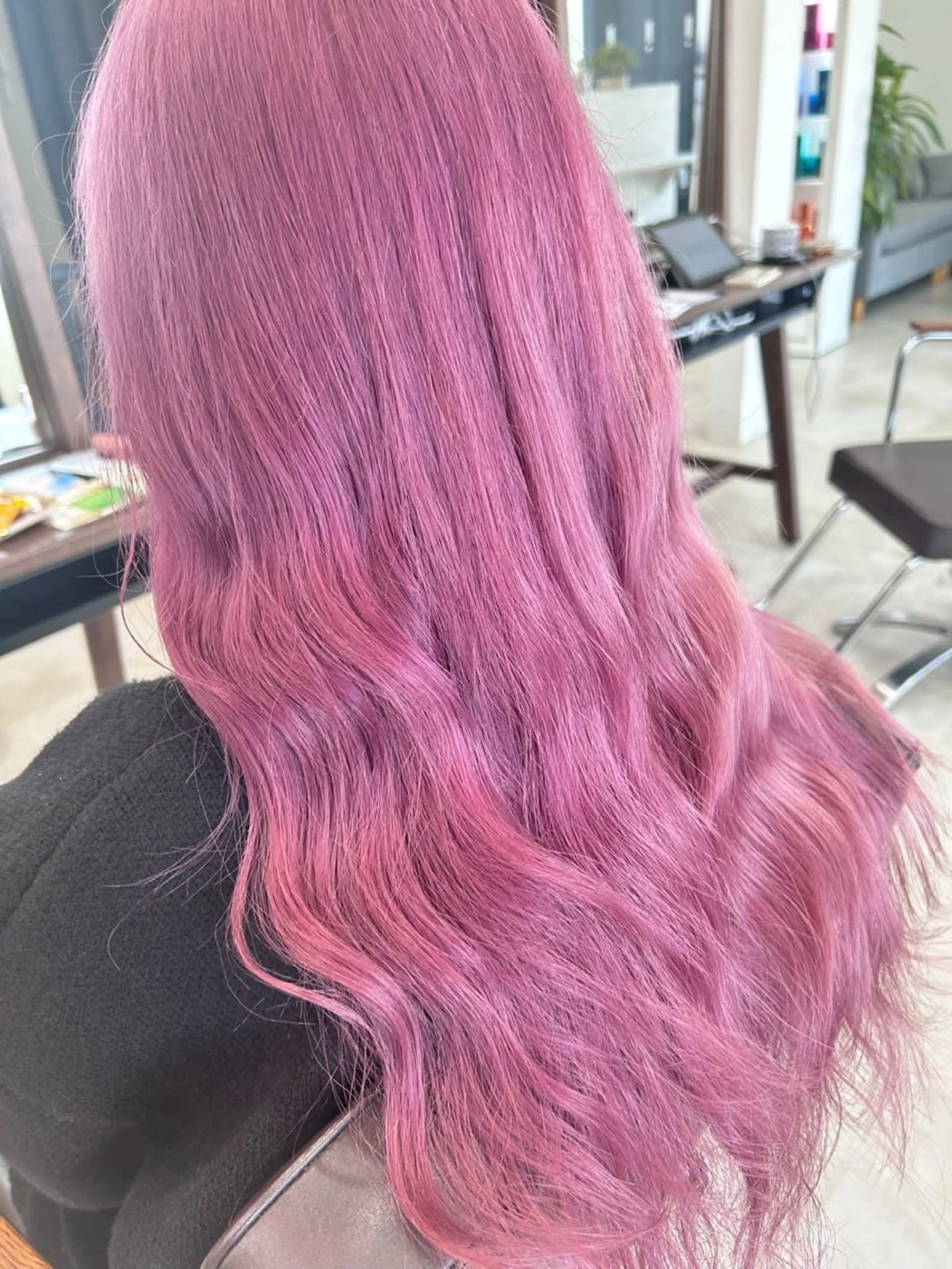 ロング カラー .HARRISS所属・中司 愛理のヘアスタイル