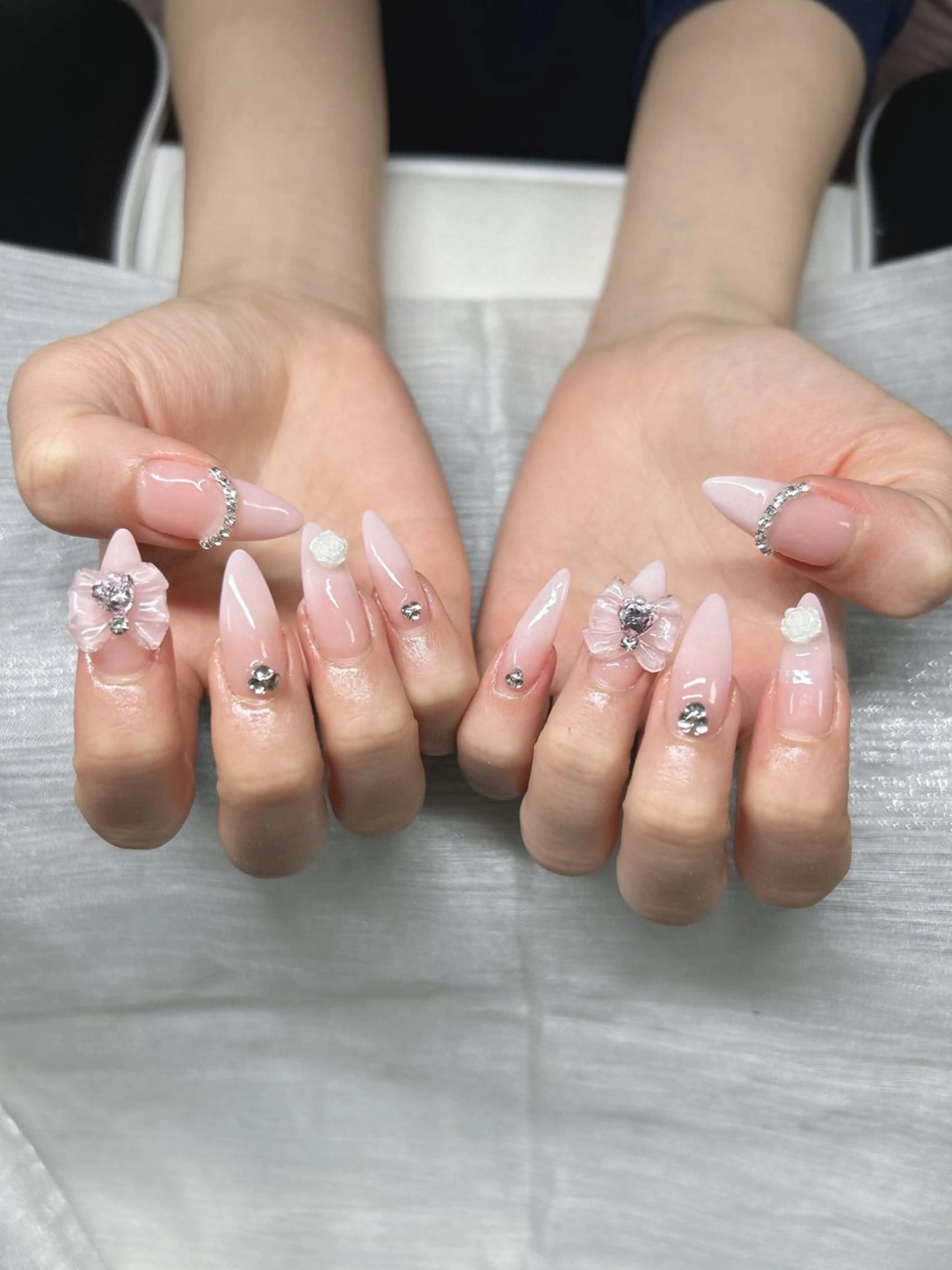 ネイル Lee Nailsのネイルデザイン