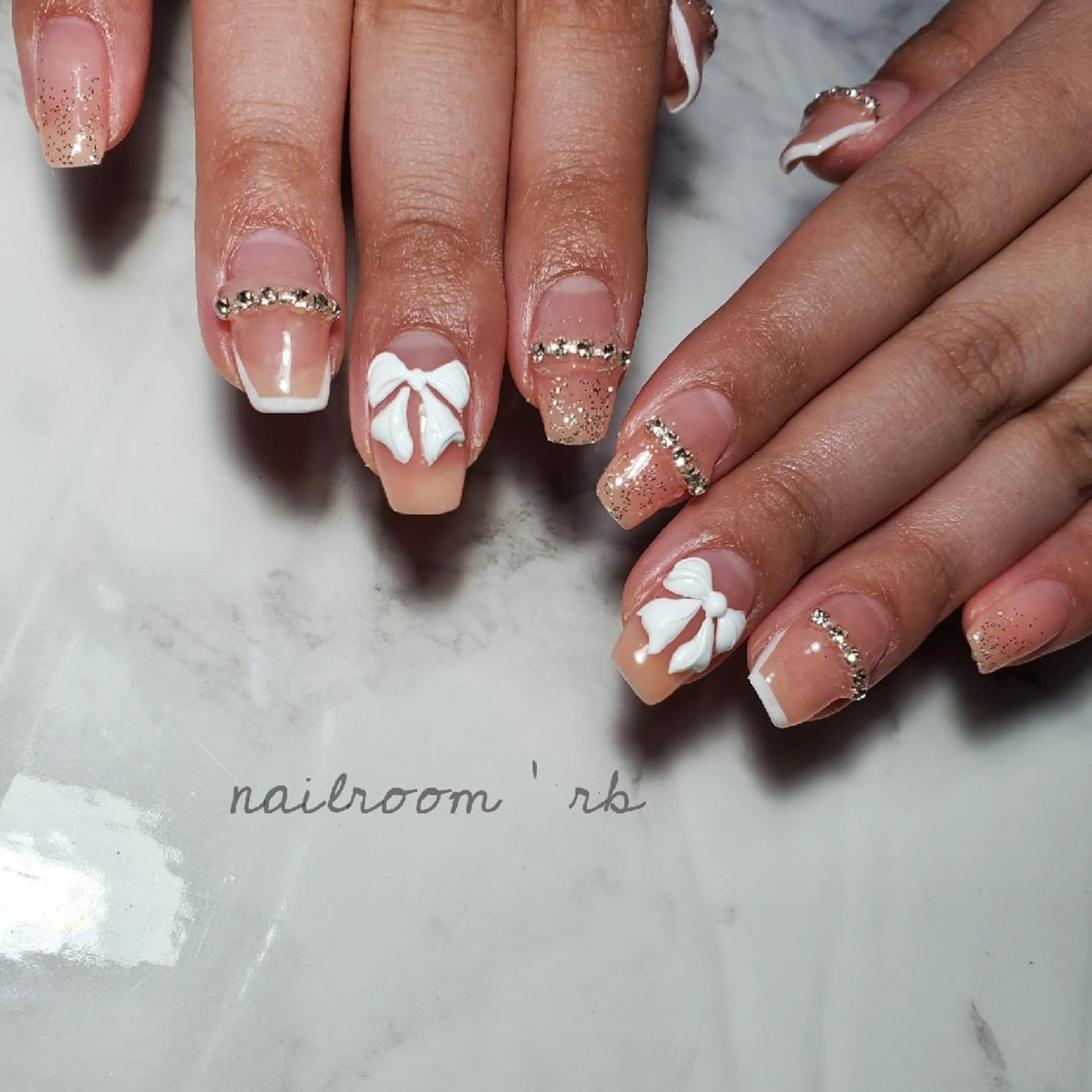ネイル ハンドネイル nailroom‪ sb‪‪𓈒𓂂𓏸のネイルデザイン