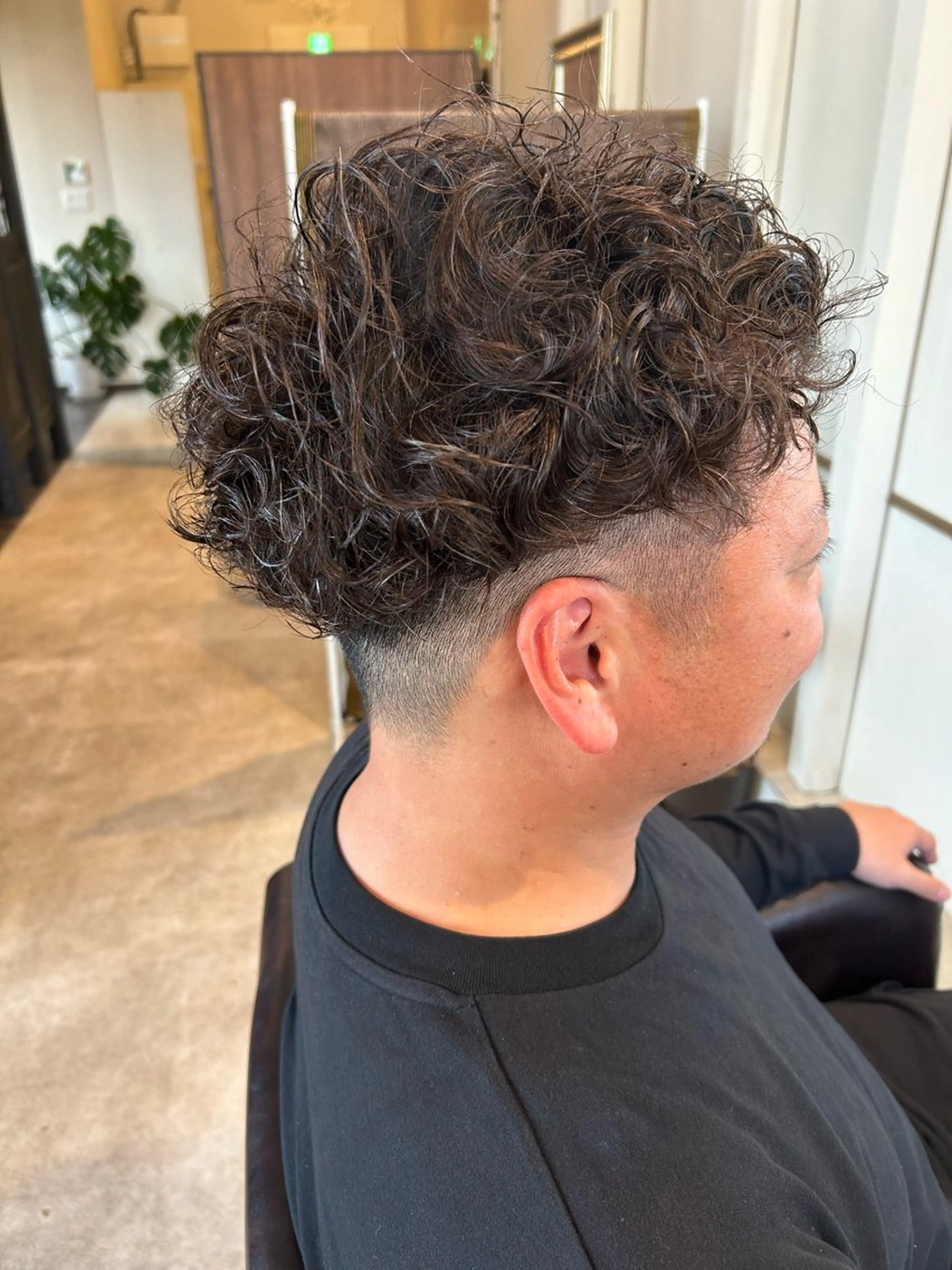ショート カラー パーマ メンズ スペインカール カット パーマ ヤマダ タケトのヘアスタイル