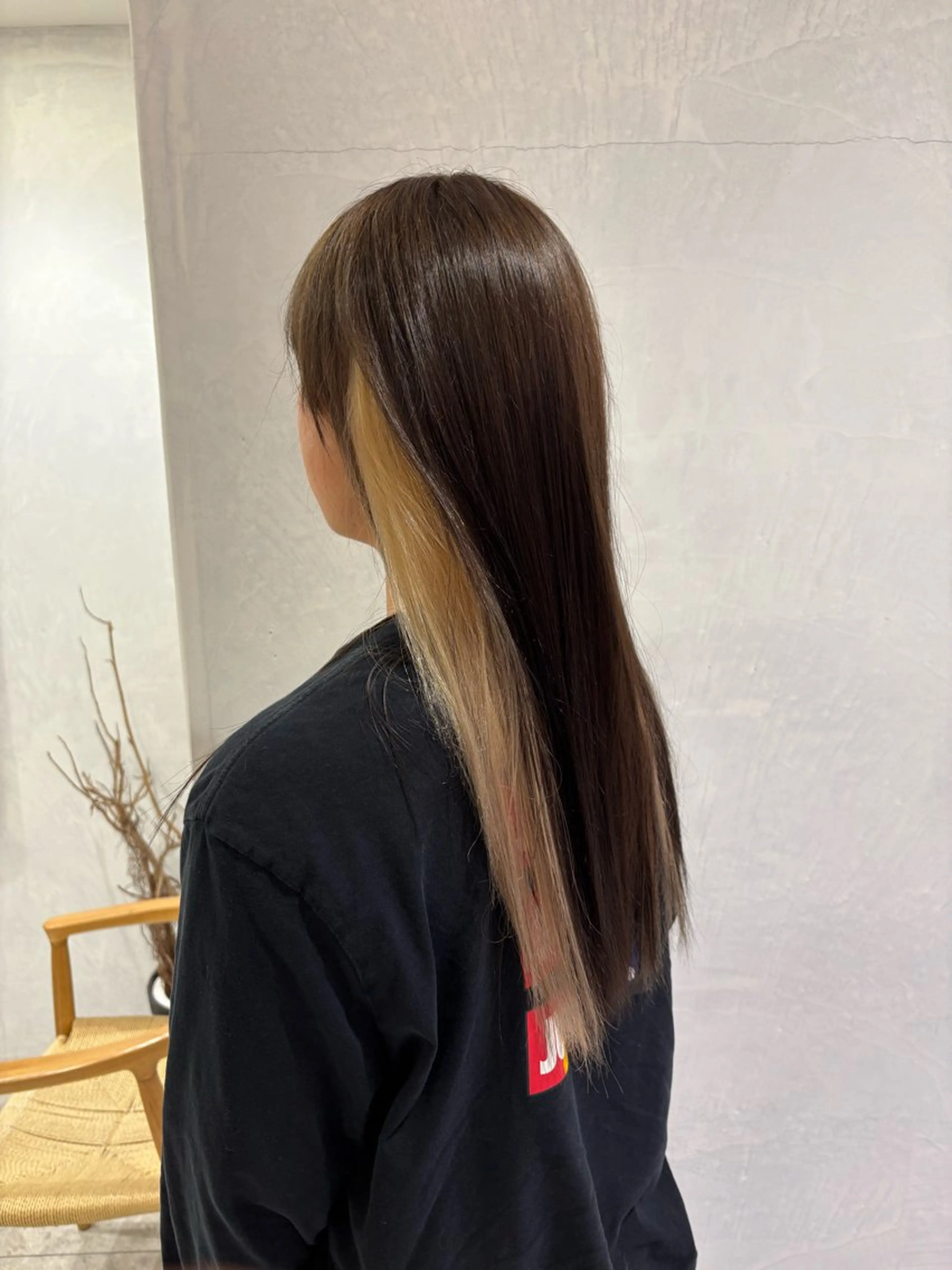 ロング 小林 篤滋郎のヘアスタイル