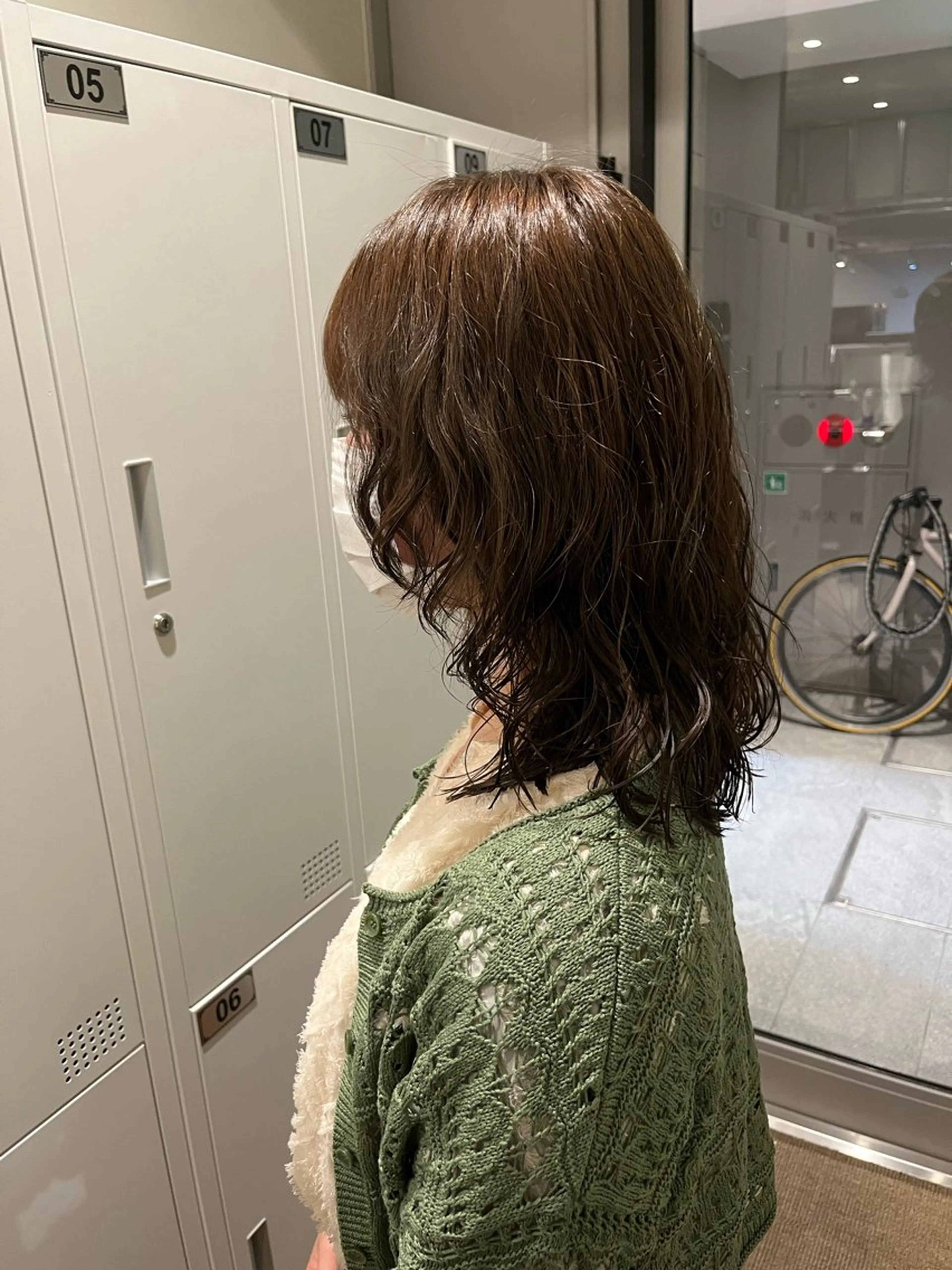 ミディアム パーマ AMNESIA三軒茶屋所属・おがわ ともひさのヘアスタイル