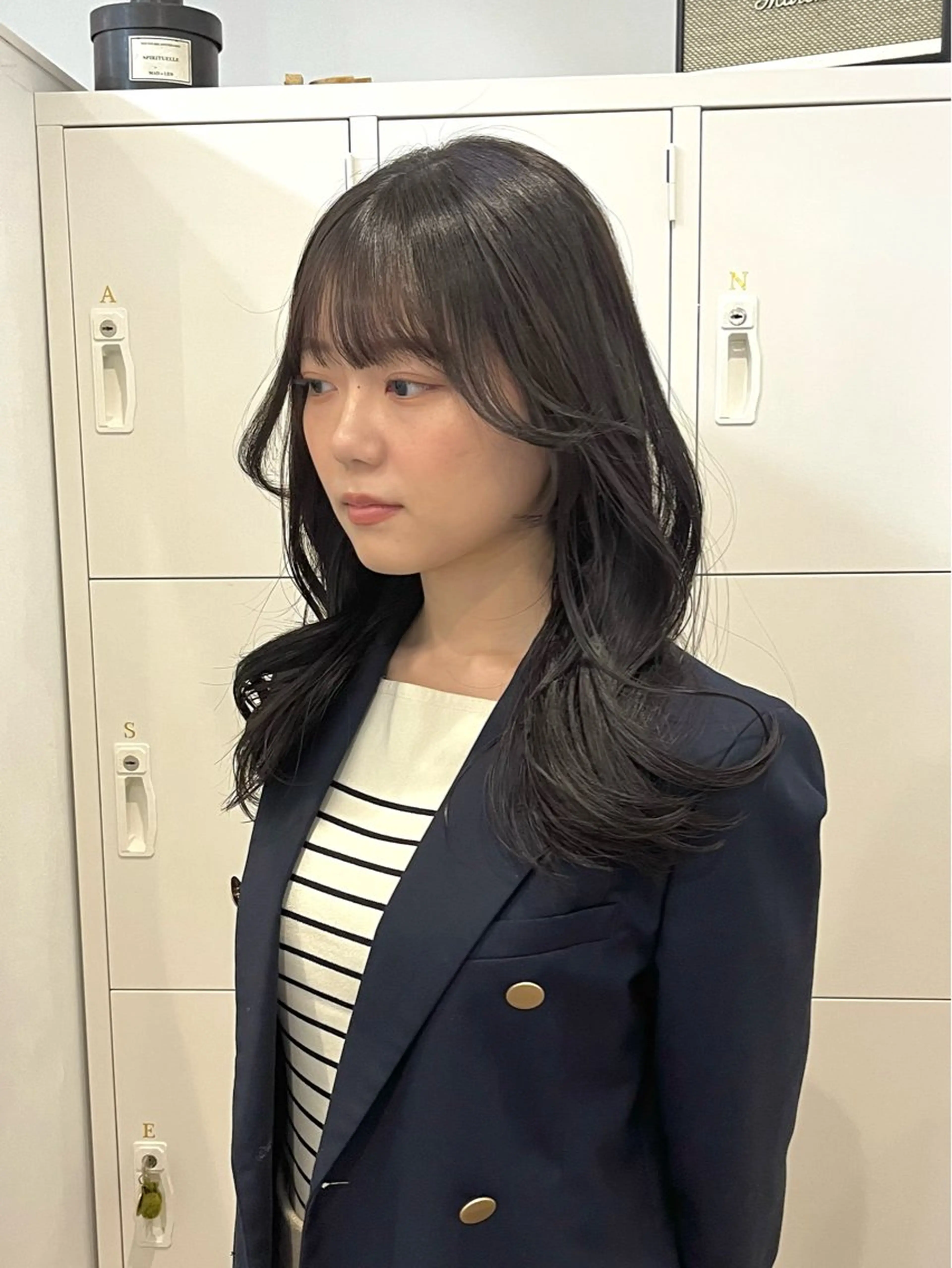 ロング カラー オリーブグレー トリートメント 𝒀𝒖𝒊𝒏𝒂 梅田/透明感カラーのヘアスタイル