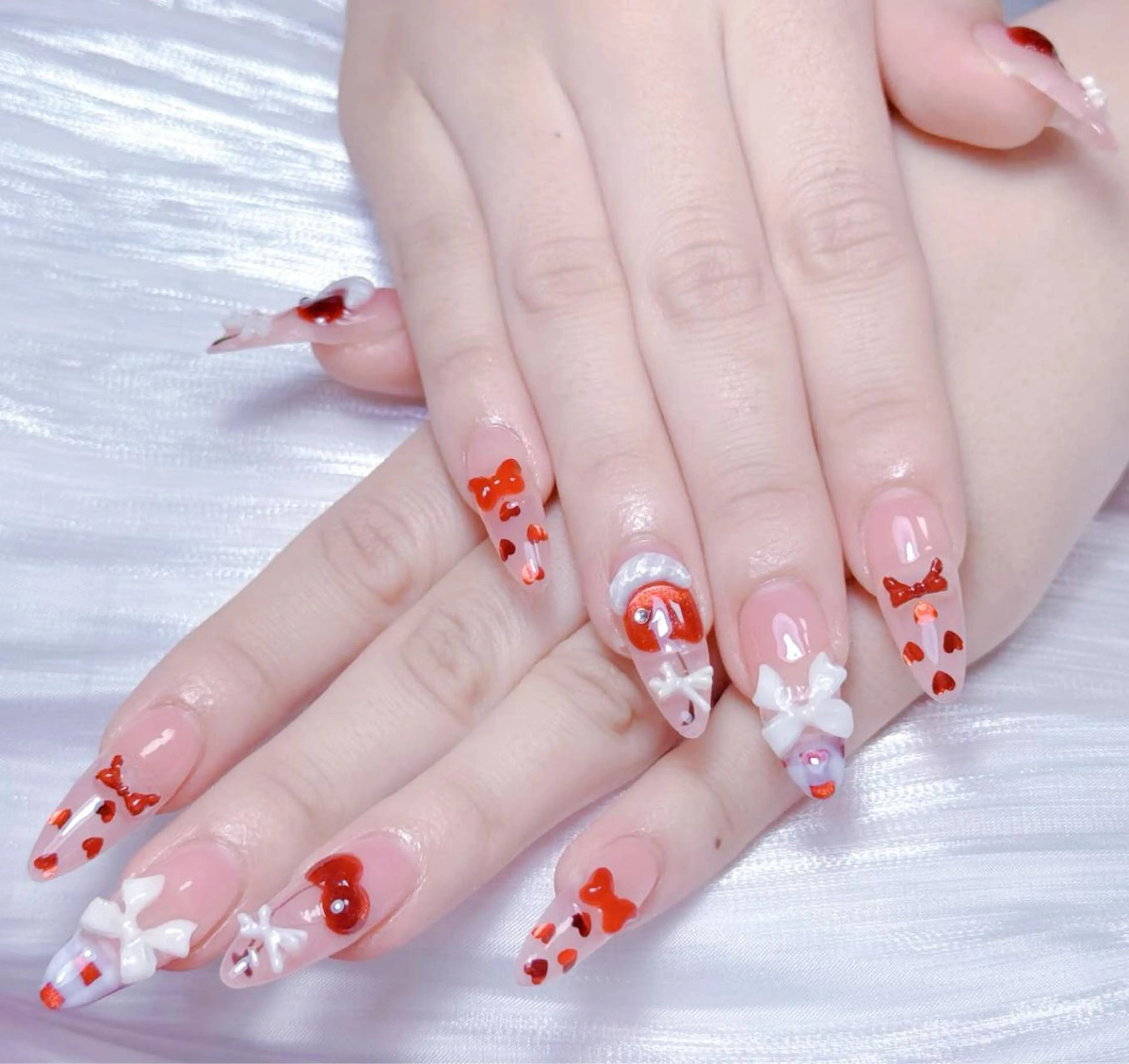 ネイル 小島 阿佑美のネイルデザイン