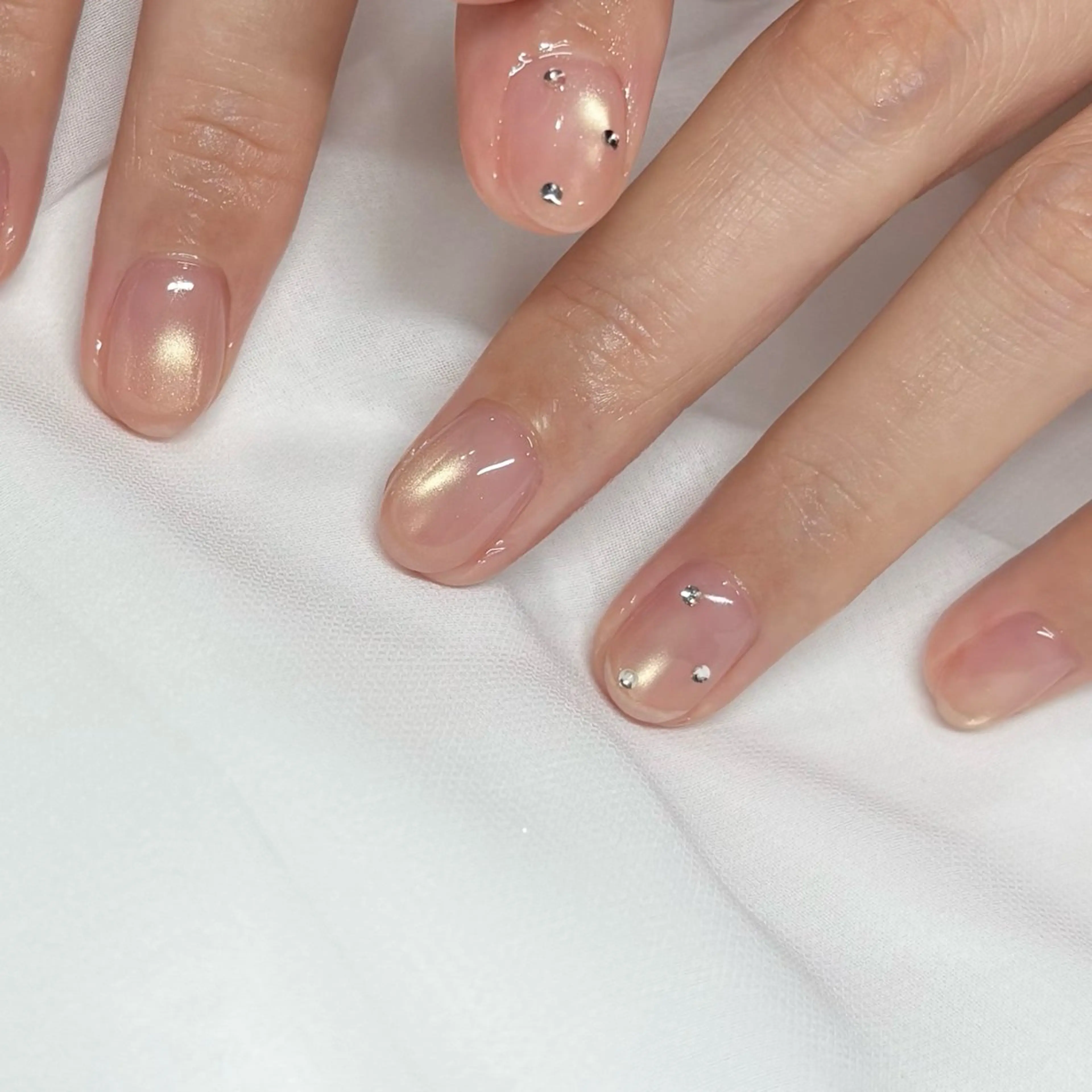 ネイル ハンドネイル ハンドケア パラジェルサロン 大人女性が通うサロンのネイルデザイン