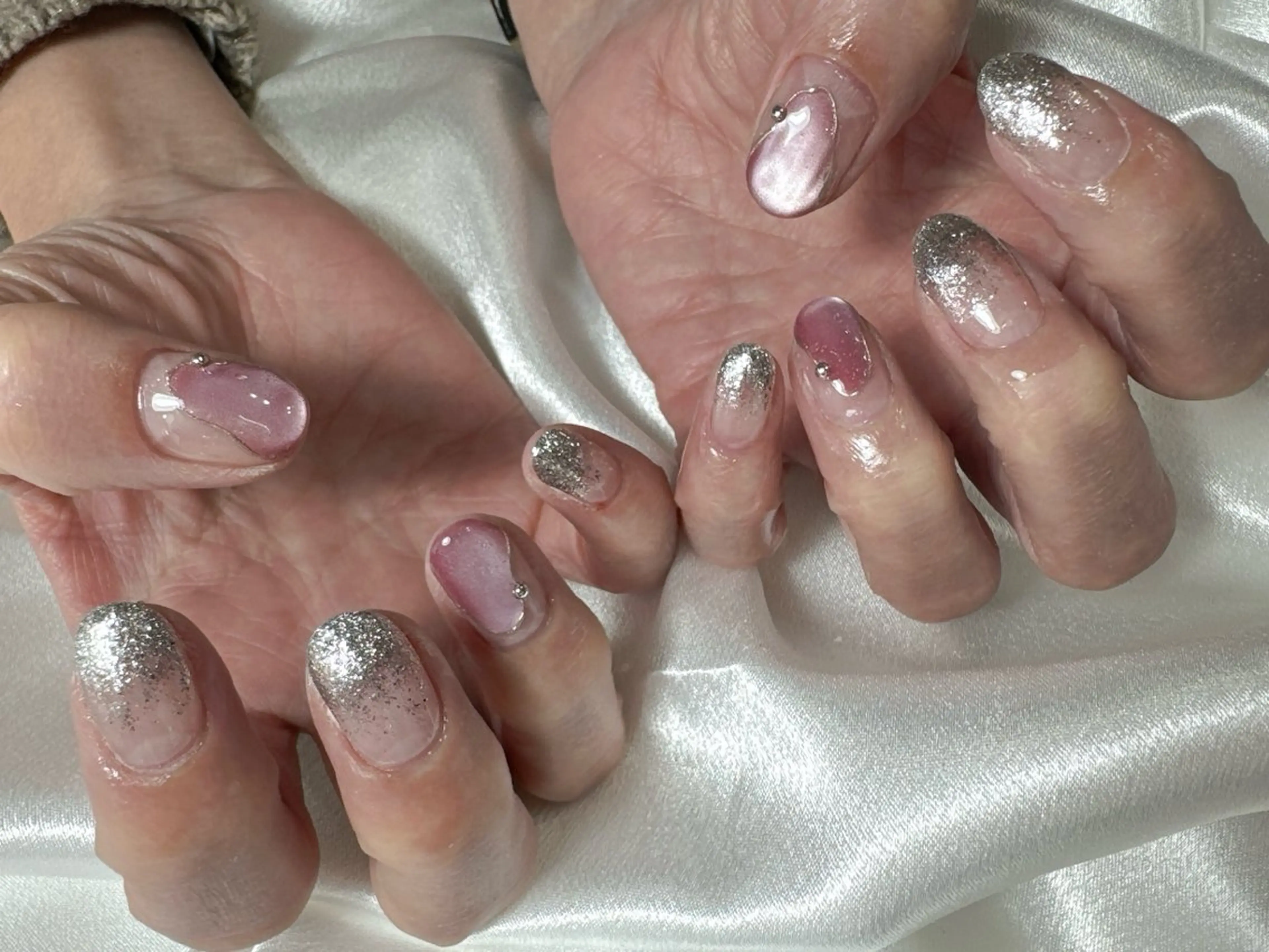 ネイル オーロラネイル フットネイル フレンチネイル ジェルネイル ハート ハンドネイル kikinail 溝の口のネイルデザイン