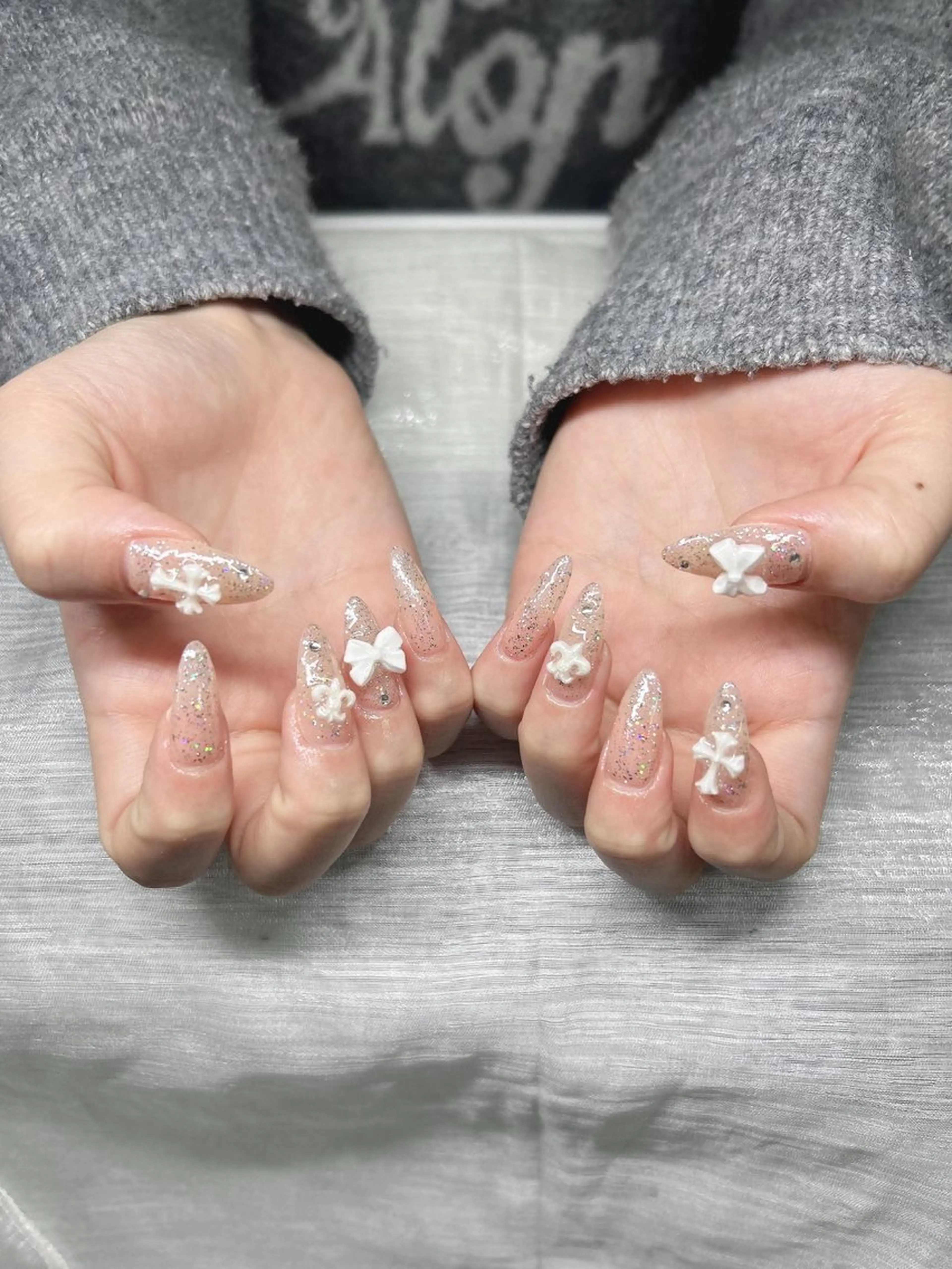 ネイル オーロラネイル チークネイル 長さ出し フットネイル フレンチネイル ハンドネイル Lee Ainのネイルデザイン