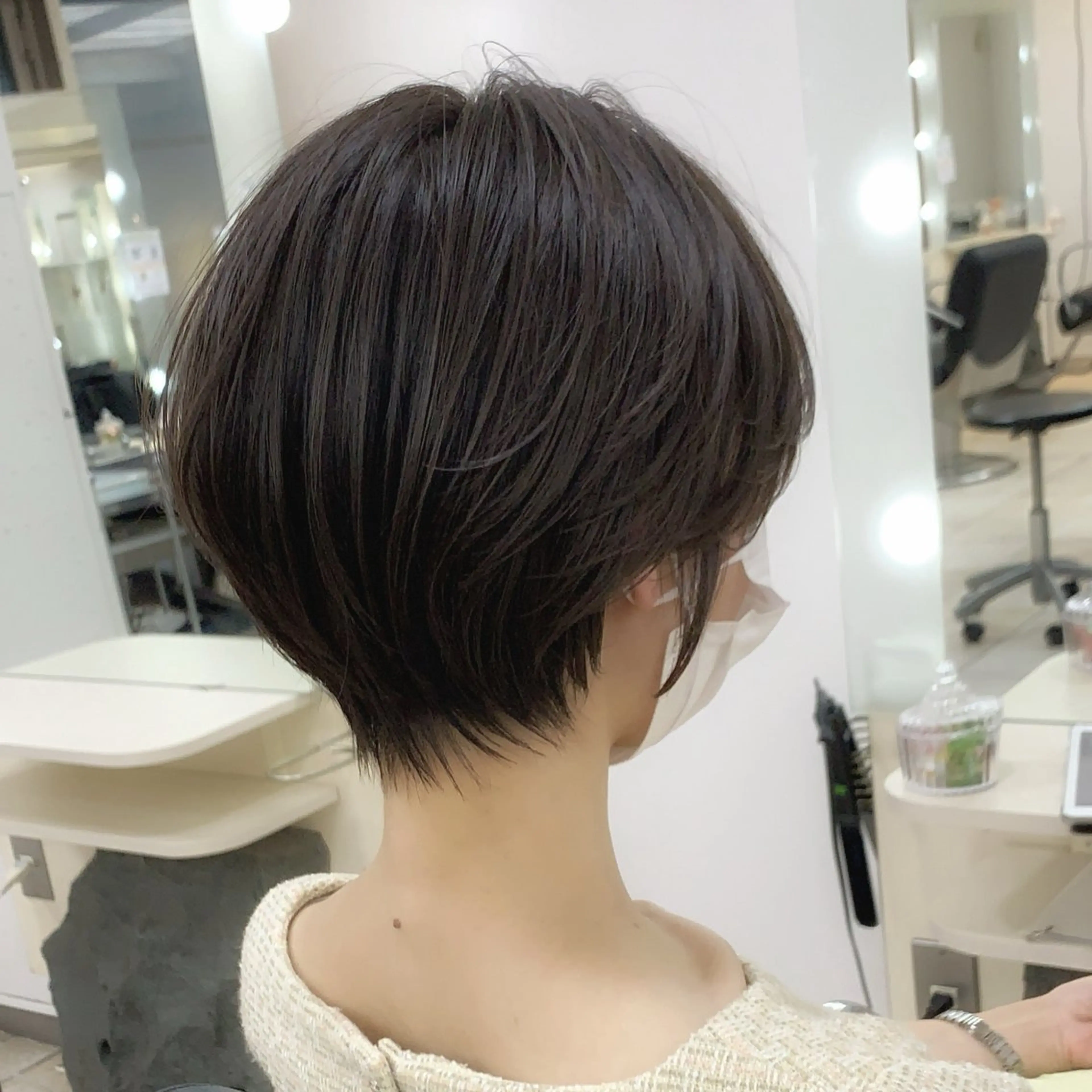 ショート Loom.by Sea【ルーム バイ シー】所属・松本元也✂️新宿 ショートカットのヘアスタイル