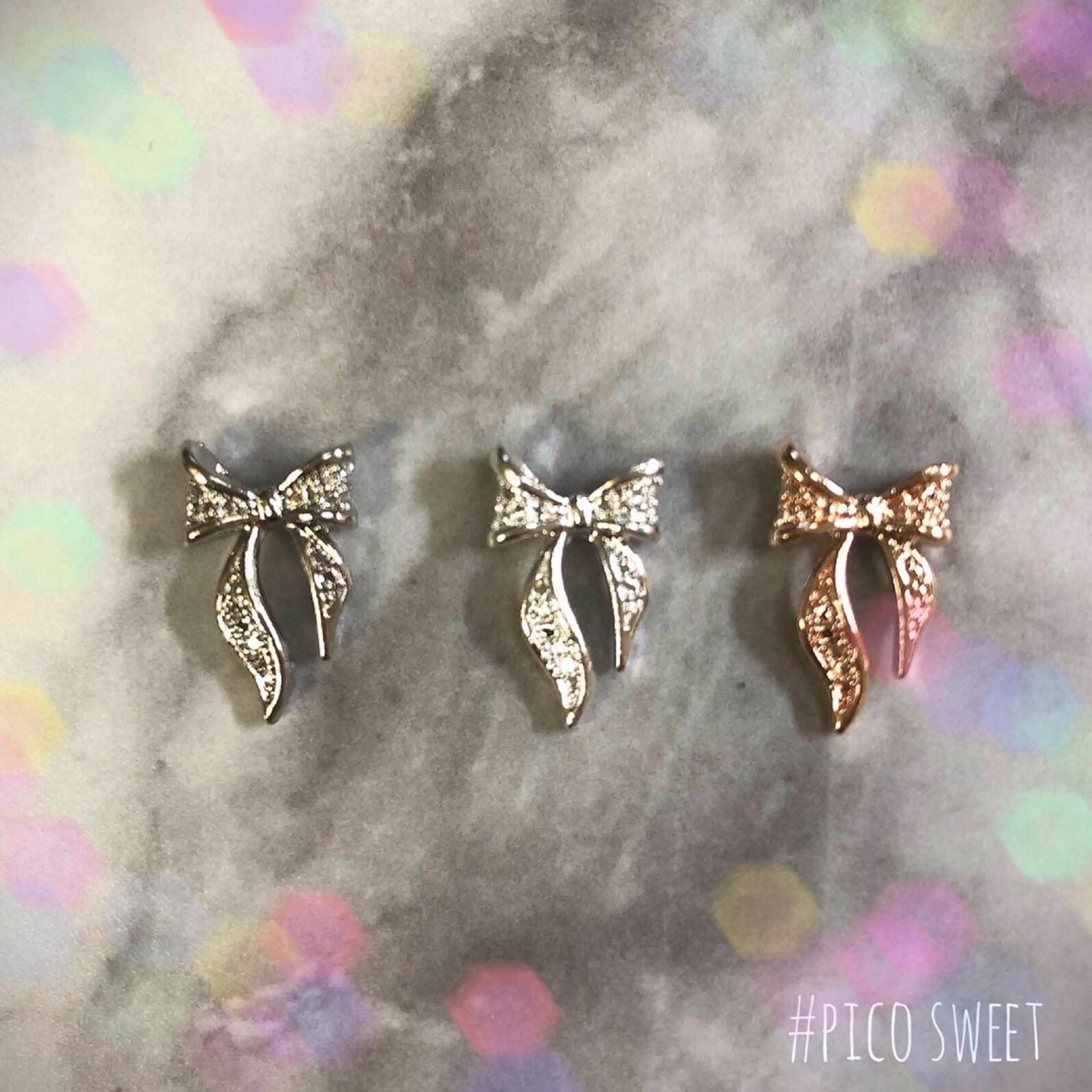 ネイル リボン ネイルサロン翼所属・ネイルサロン 翼【仙川4分】のネイルデザイン