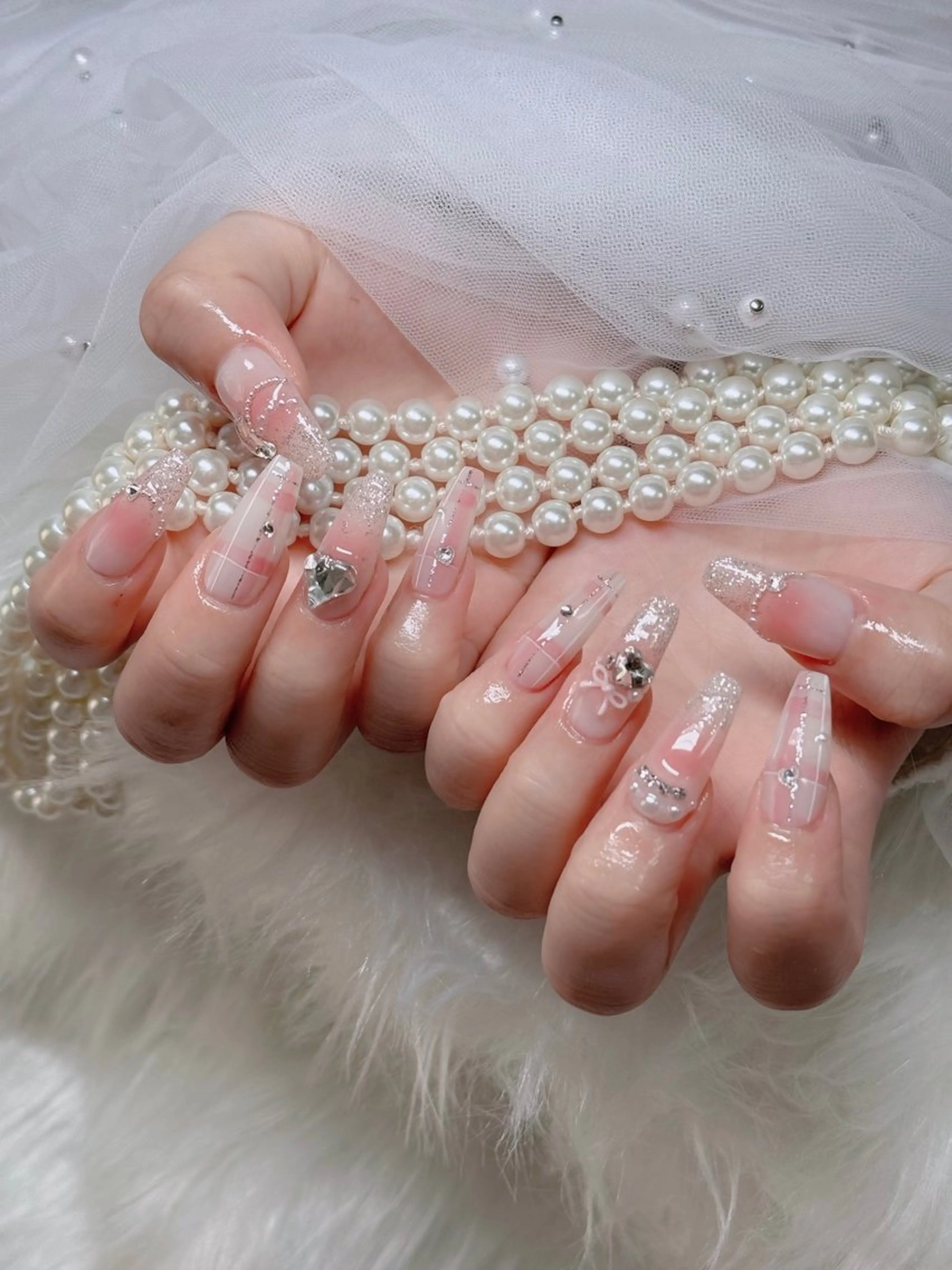 ネイル フレンチネイル ジェルネイル ハロウィン キラキラネイル 韓国ネイル ハンドネイル H.baby Nail Salonのネイルデザイン