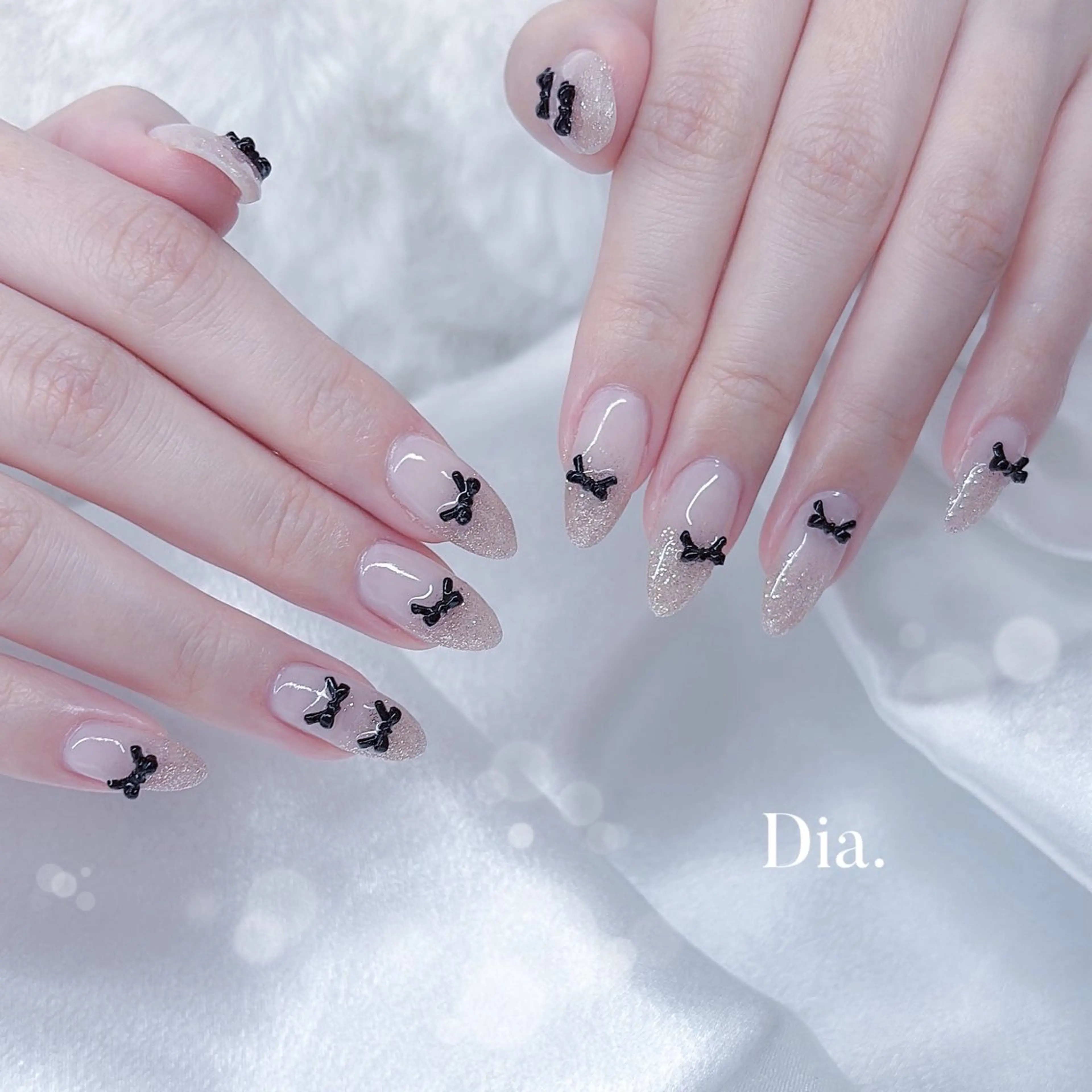 ネイル ラメ(グリッター) ラメグラデーション リボン ハンドネイル nail salon Dia.所属・minori 💎Dia.のネイルデザイン