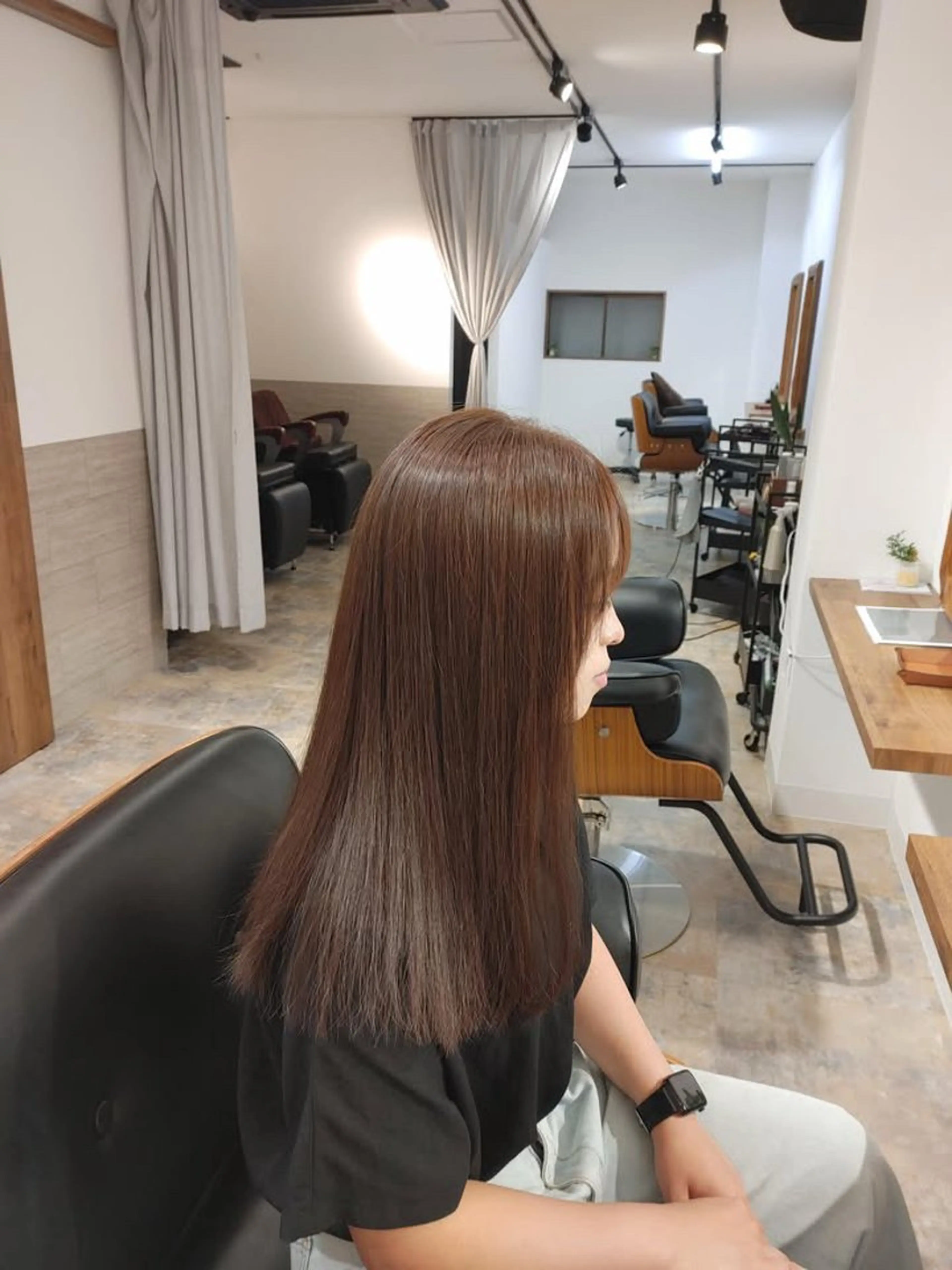 ロング カラー ベージュカラー TIERRA西新店所属・濱川 美紀のヘアスタイル