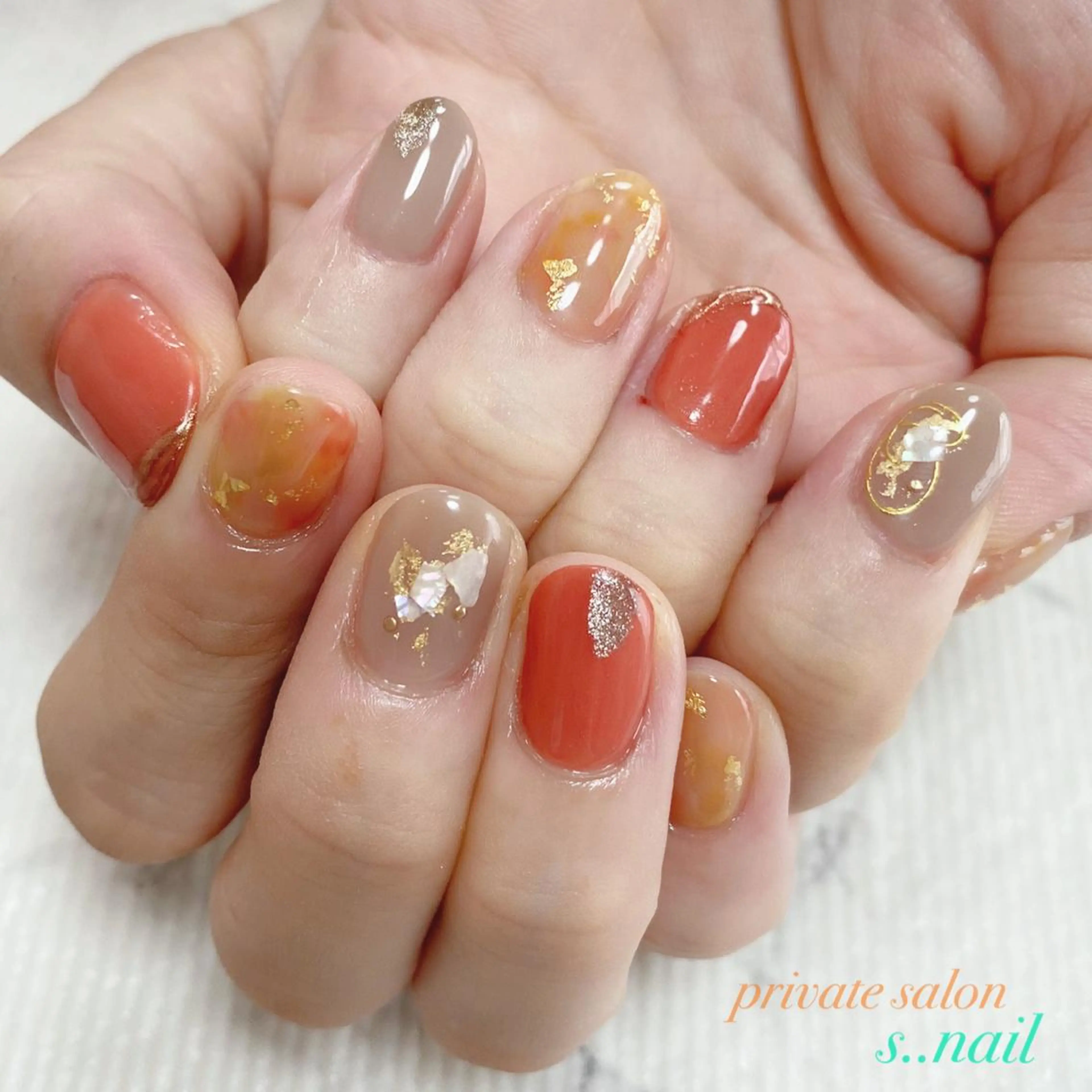 ネイル ニュアンスネイル オレンジ ハンドネイル フットネイル s..nail / MORITAのネイルデザイン
