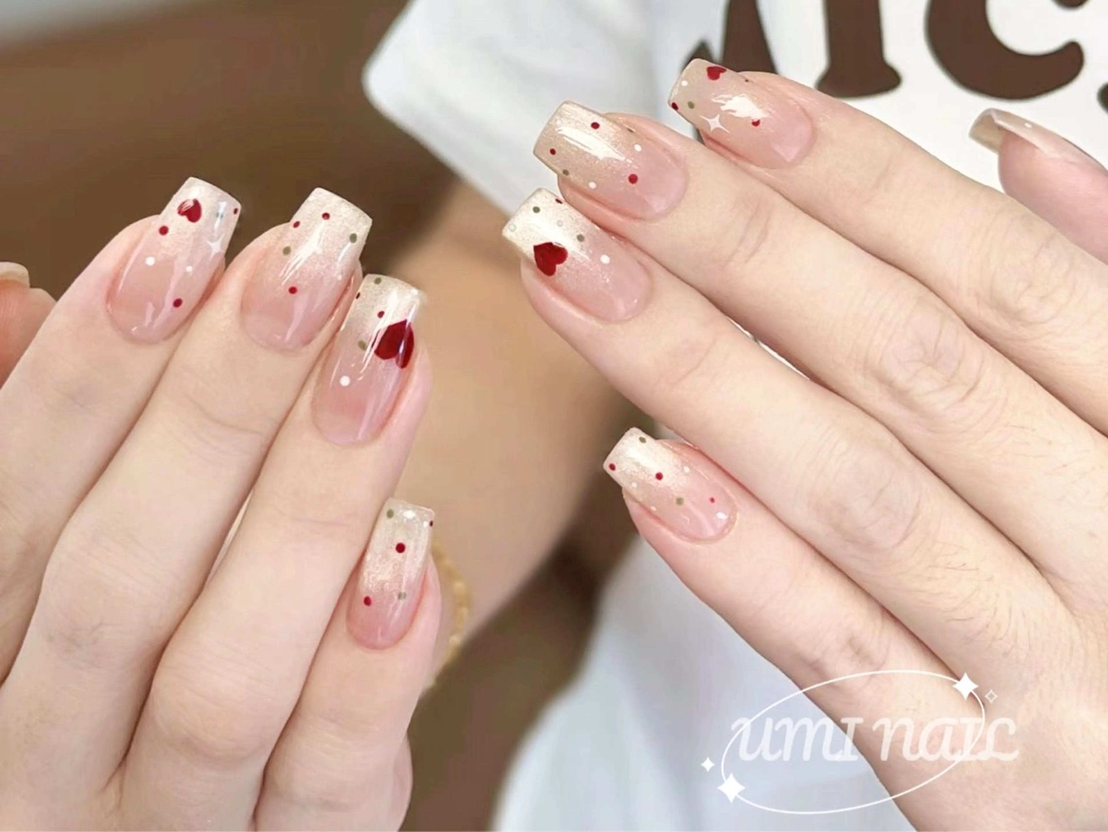 ネイル アートネイル ジェルネイル グラデーション 持ち込み オフィスネイル ハンドネイル ハンドケア LUXE NAIL SALONのネイルデザイン