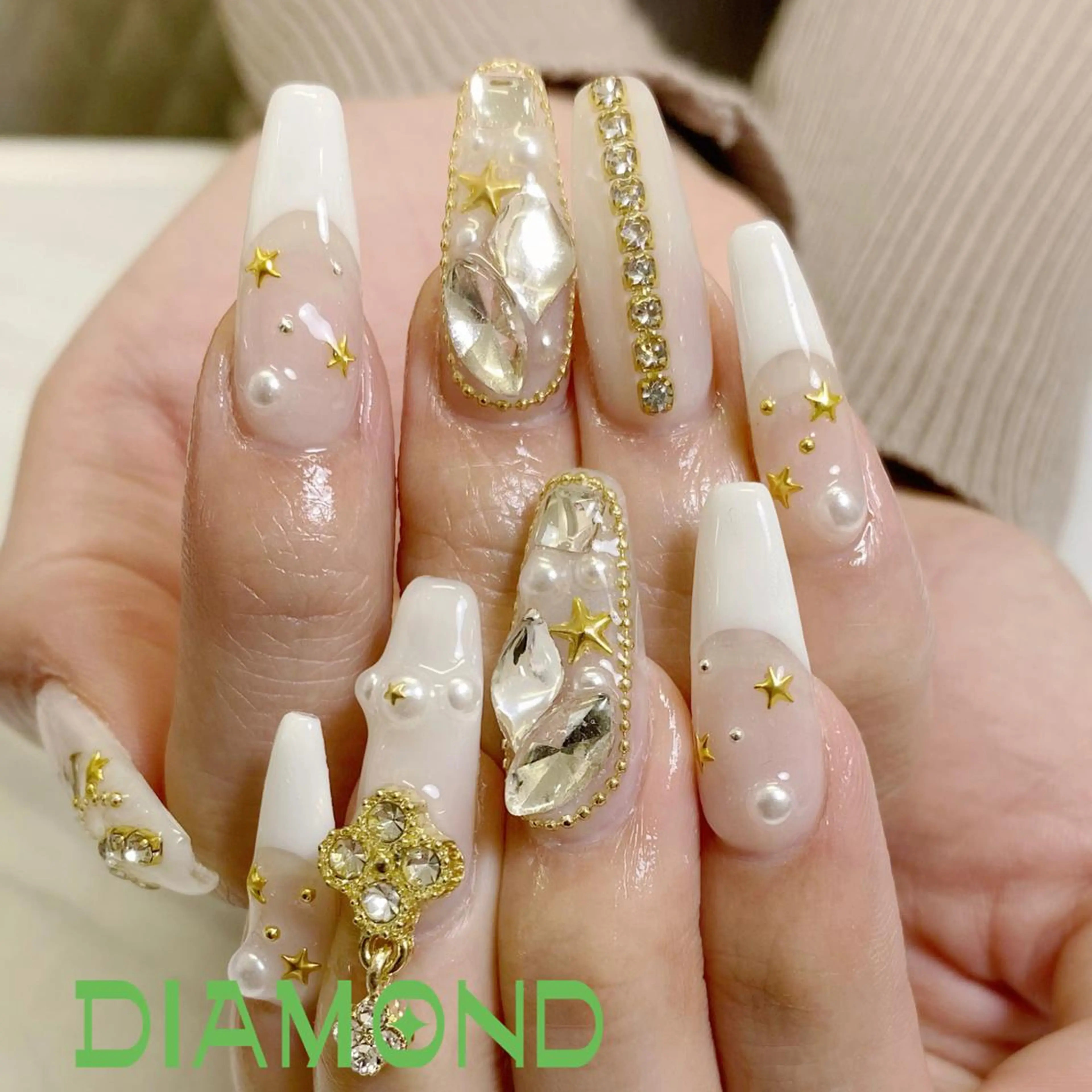 ネイル ゴージャス 持ち込み スカルプネイル ハンドネイル Diamond ✨のネイルデザイン