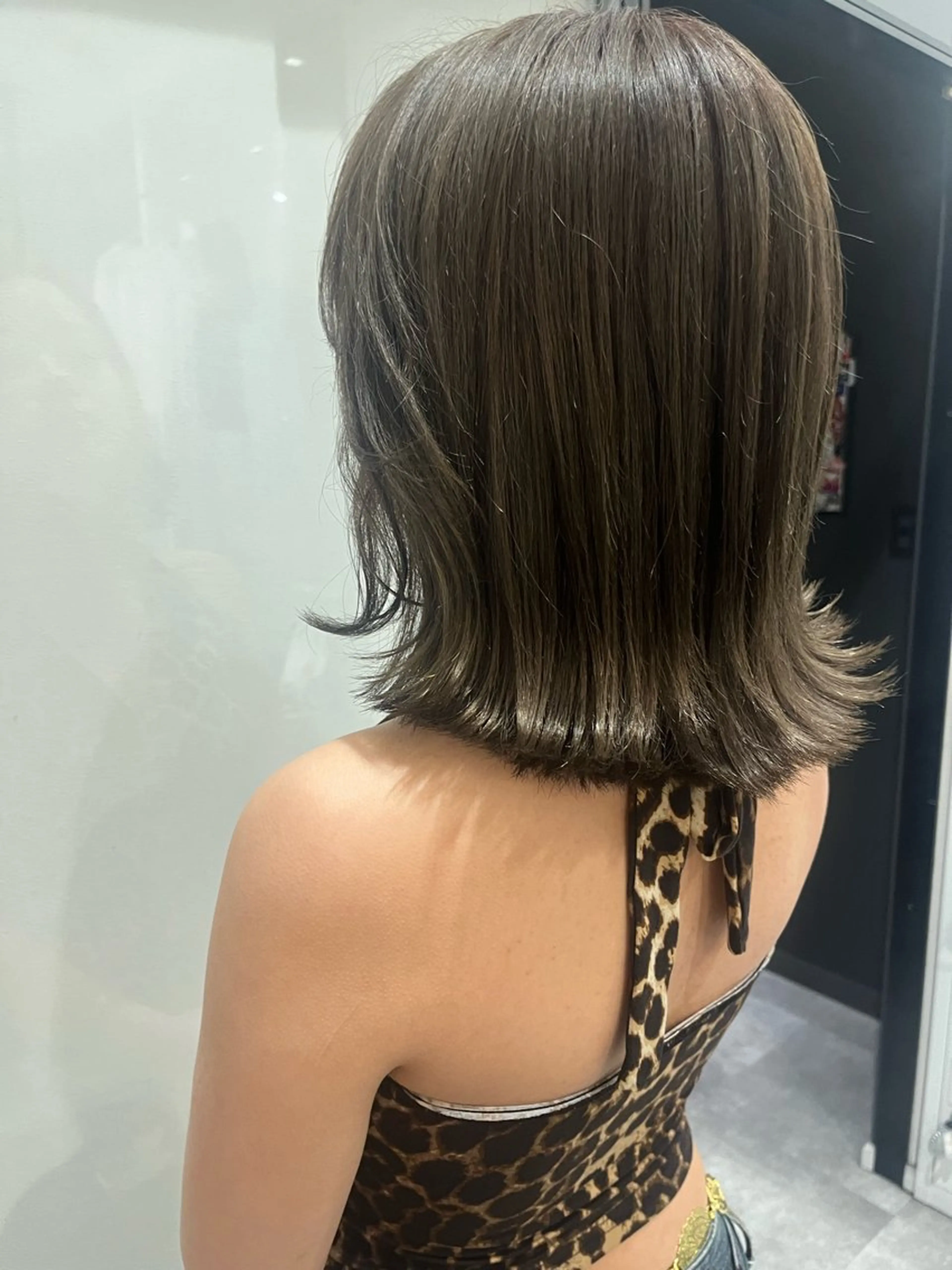 ミディアム カラー ヘアアレンジ ブリーチ 坂本 エマのヘアスタイル