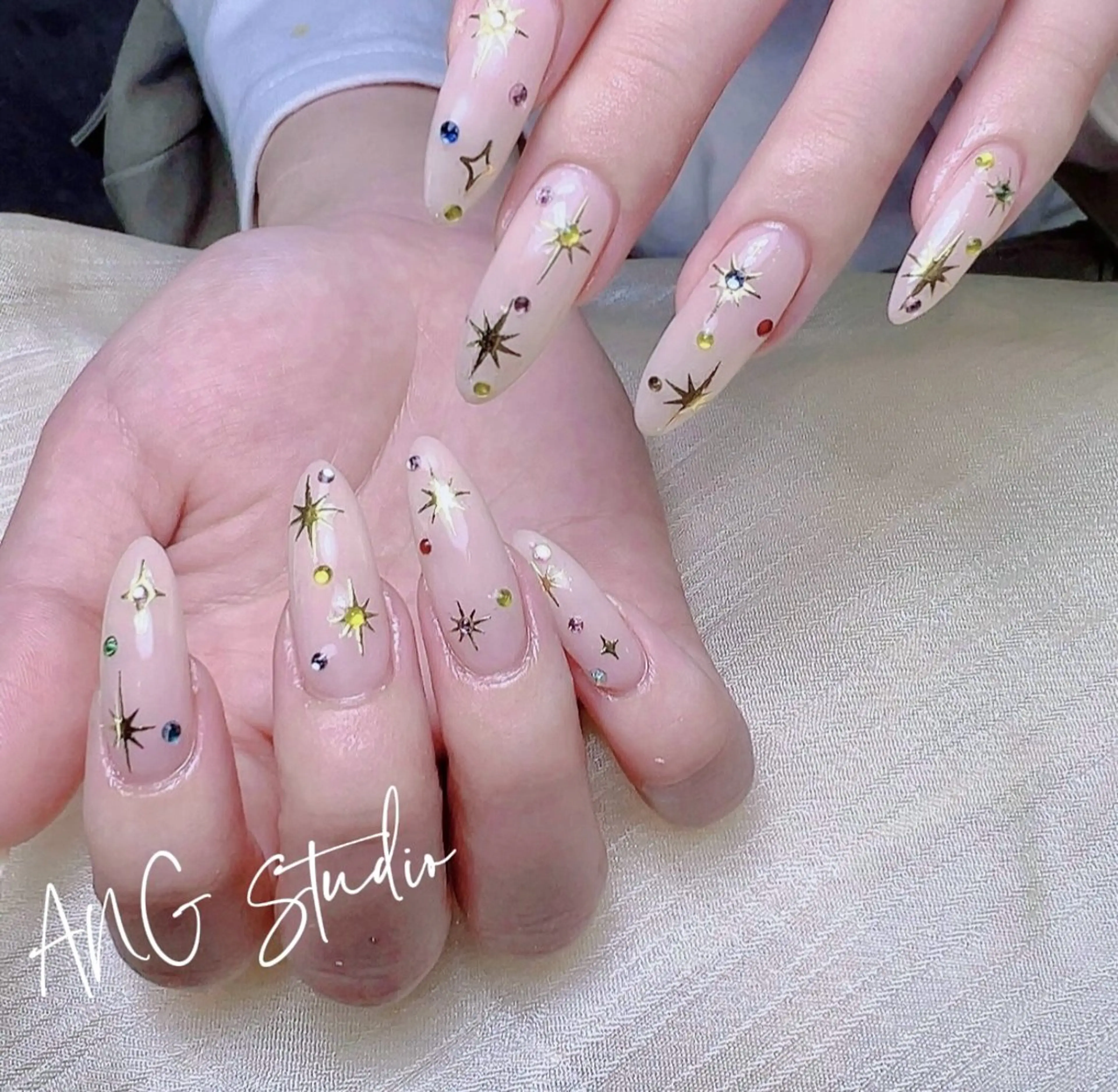ネイル ハンドネイル ハンドケア ANG Studioのネイルデザイン