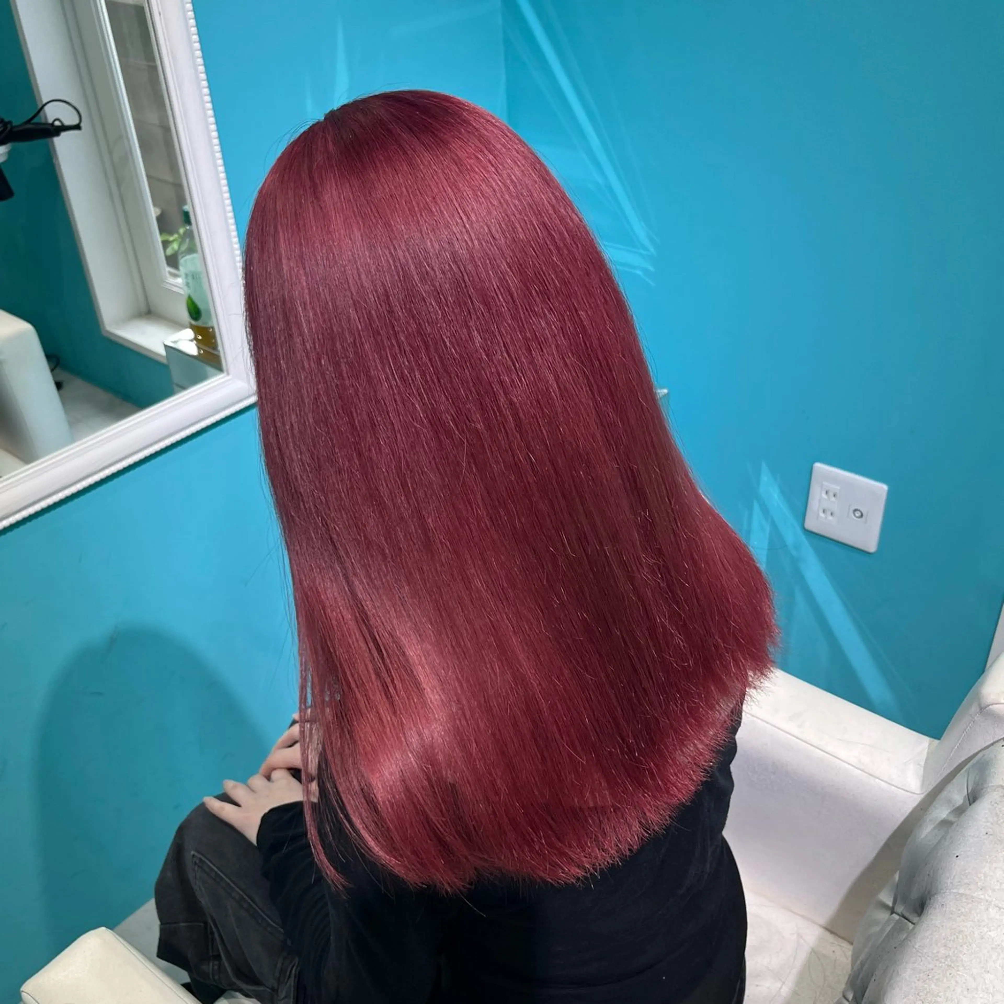 セミロング カラー ベージュカラー 黒髪 ブリーチ ブルーカラー ブルーブラック ヘアカラー トリートメント ハイトーン/ 髪質改善/上質艶髪のヘアスタイル