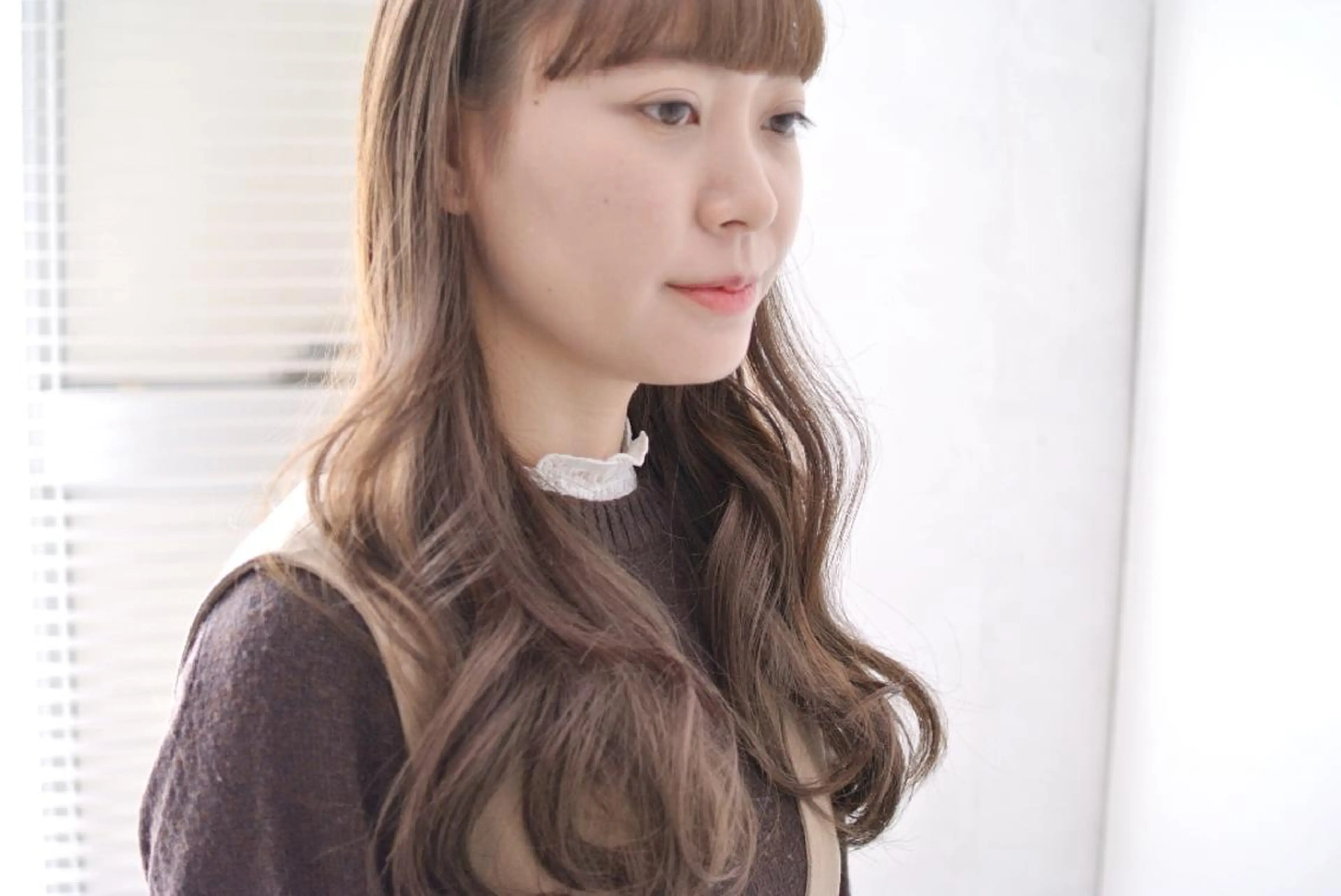 ロング カラー ベージュカラー 透明感カラー 樋口 千尋のヘアスタイル