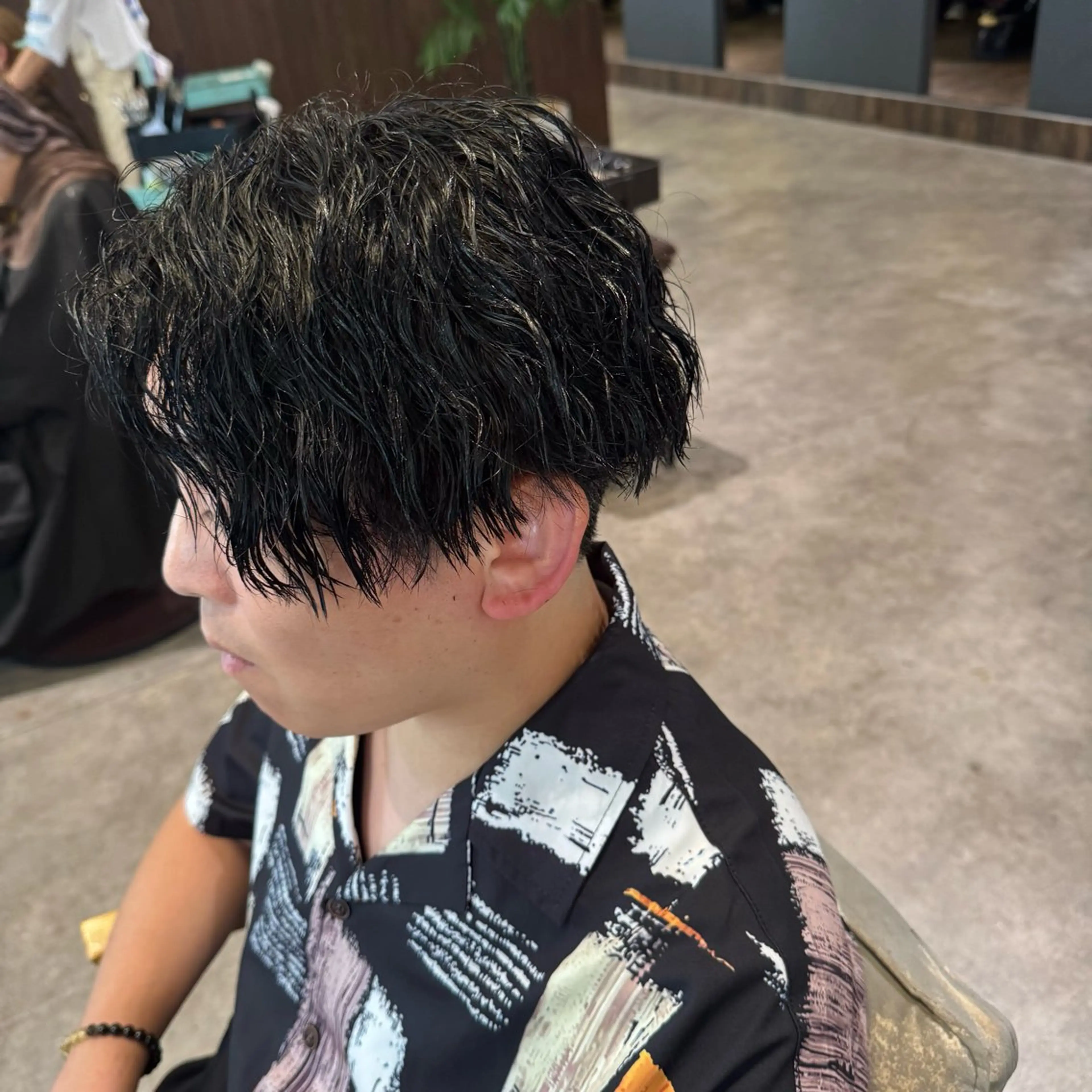 カット＋ツイストスパイラルパーマの写真