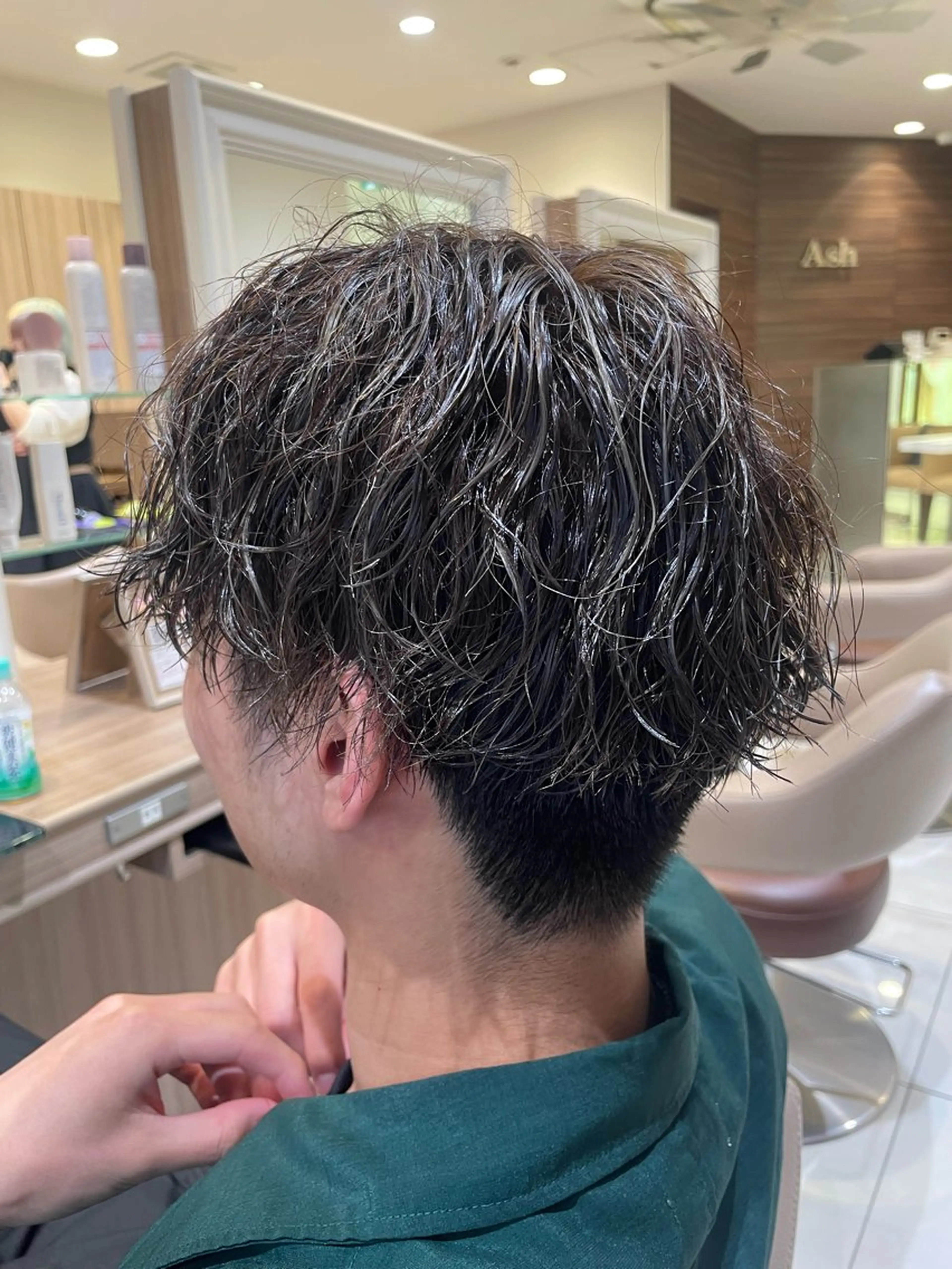 ショート カラー メンズ メンズハイライト メンズパーマ 学生（メンズ向け） 透明感カラー ハイライトカラー ヘアカラー トリートメント 韓国ヘアメイク🎀/ 縮毛矯正✨山本媛香のヘアスタイル