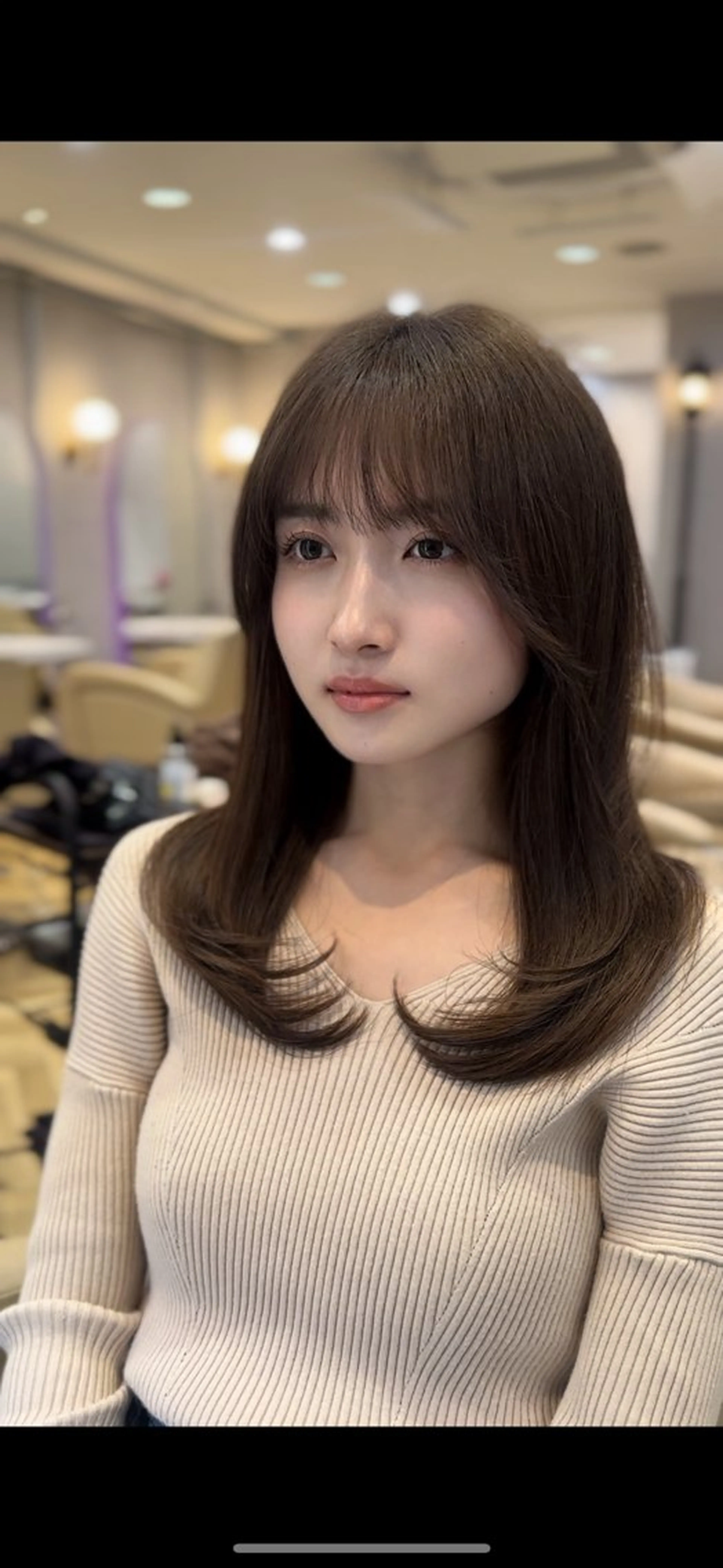 セミロング ラベンダーベージュ 顔周りカット レイヤーカット サイドバング 小顔カット カット ヘアカラー トリートメント ヘアセット 銀座副店長/レイヤー /韓国ヘア/髪質改善のヘアスタイル