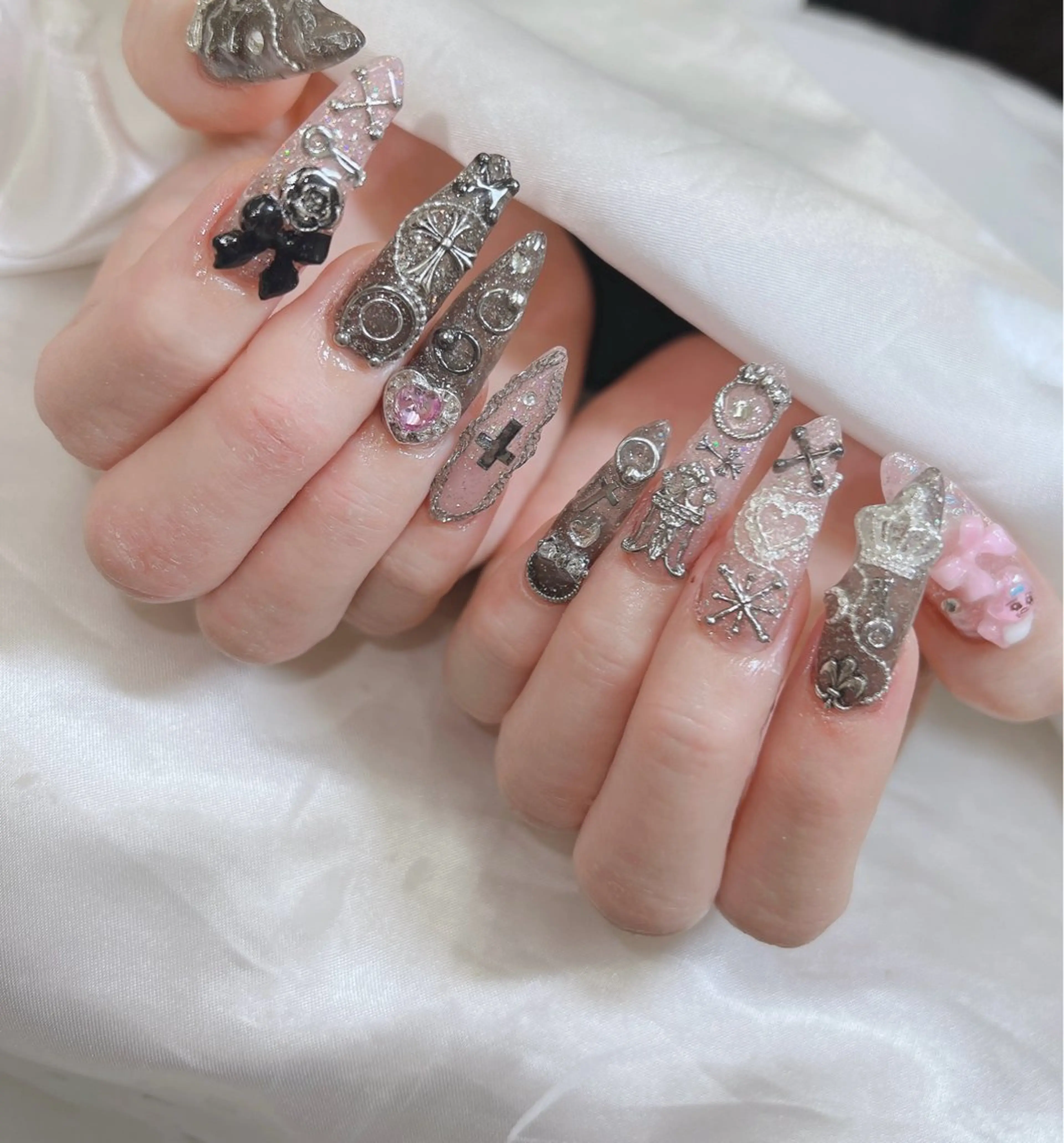 ネイル アートネイル 長さ出し ジェルネイル キラキラネイル マグネットネイル Lee Nails チップ長さだし専門店のネイルデザイン