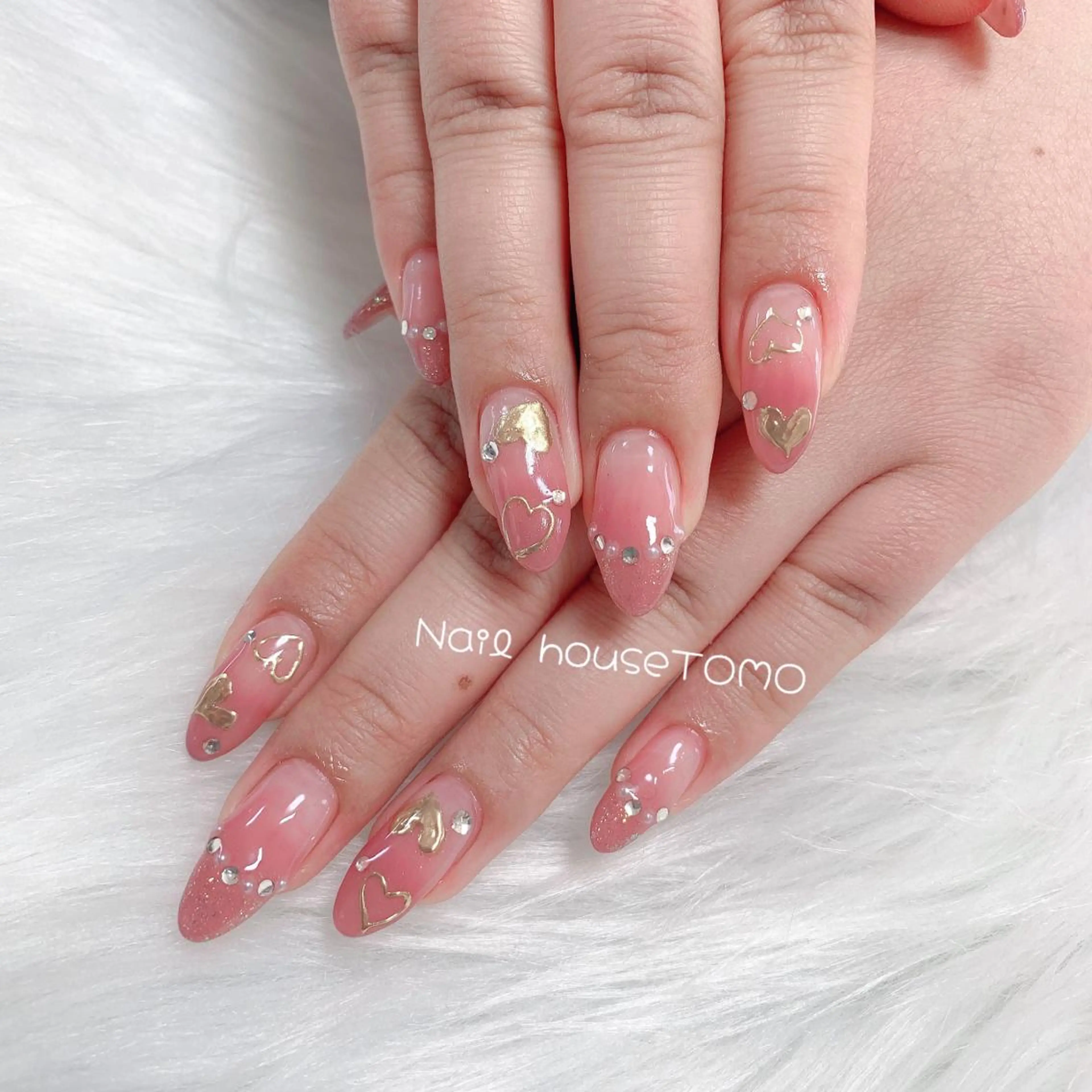 ネイル 💅ネイルハウス🏡 🎀TOMO🎀のネイルデザイン