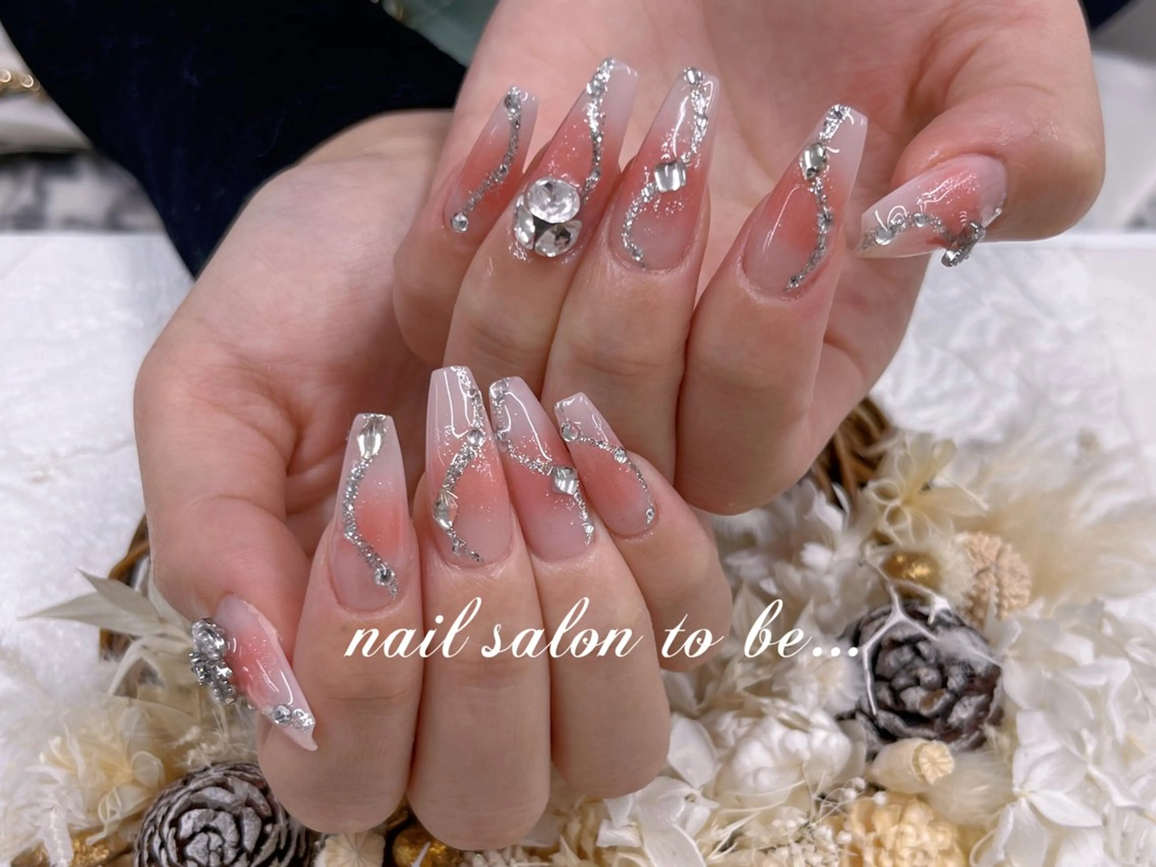 ネイル Nail Salon To Beのネイルデザイン