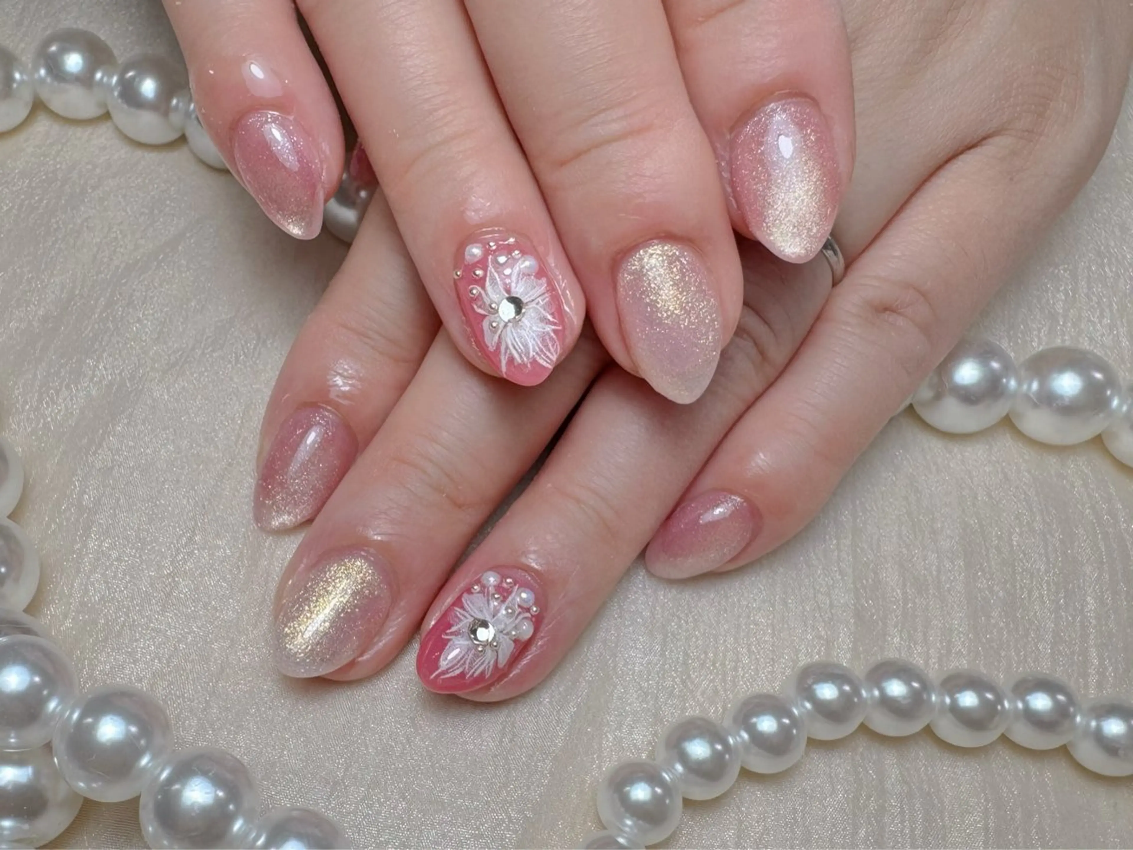 ネイル ハンドネイル マジックミラー所属・マジック ミラーのネイルデザイン