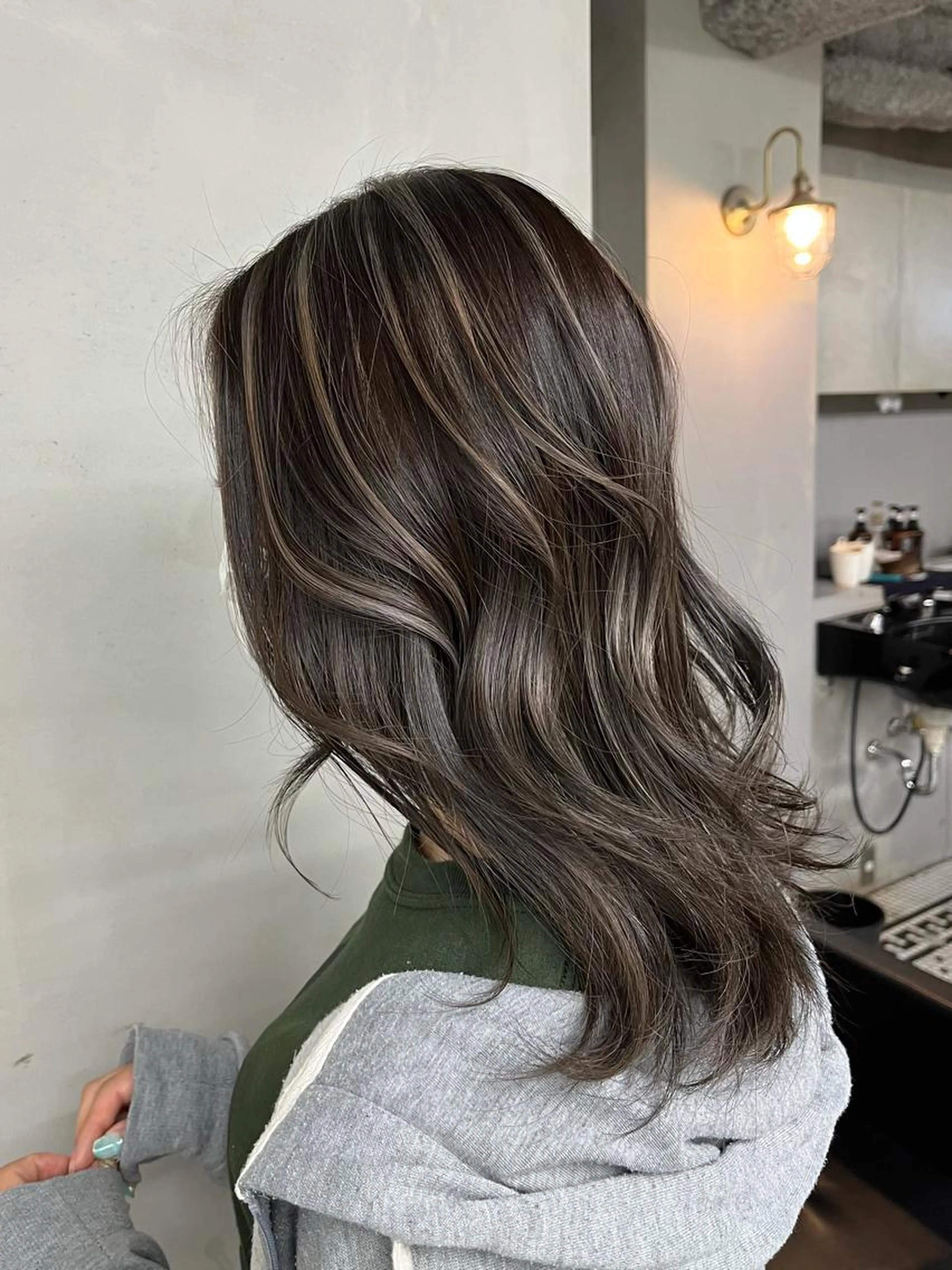 【✨理想ハイライト✨】スペシャルコントラストハイライト＋ダメージケアトリートメントの写真