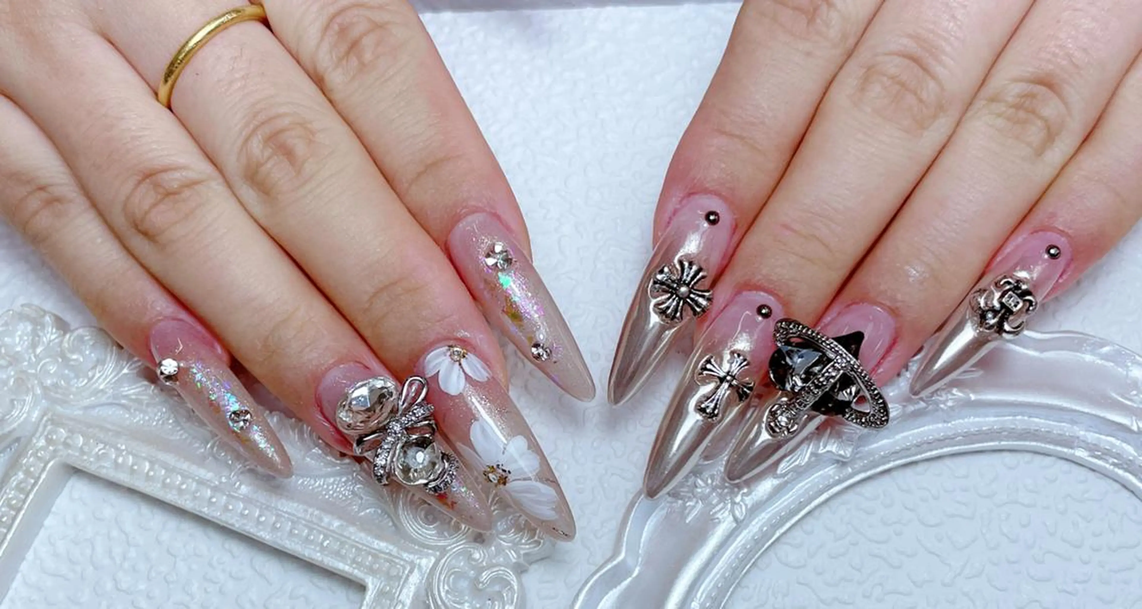 ネイル 🌈 Cocoネイル 高田馬場店✨のネイルデザイン