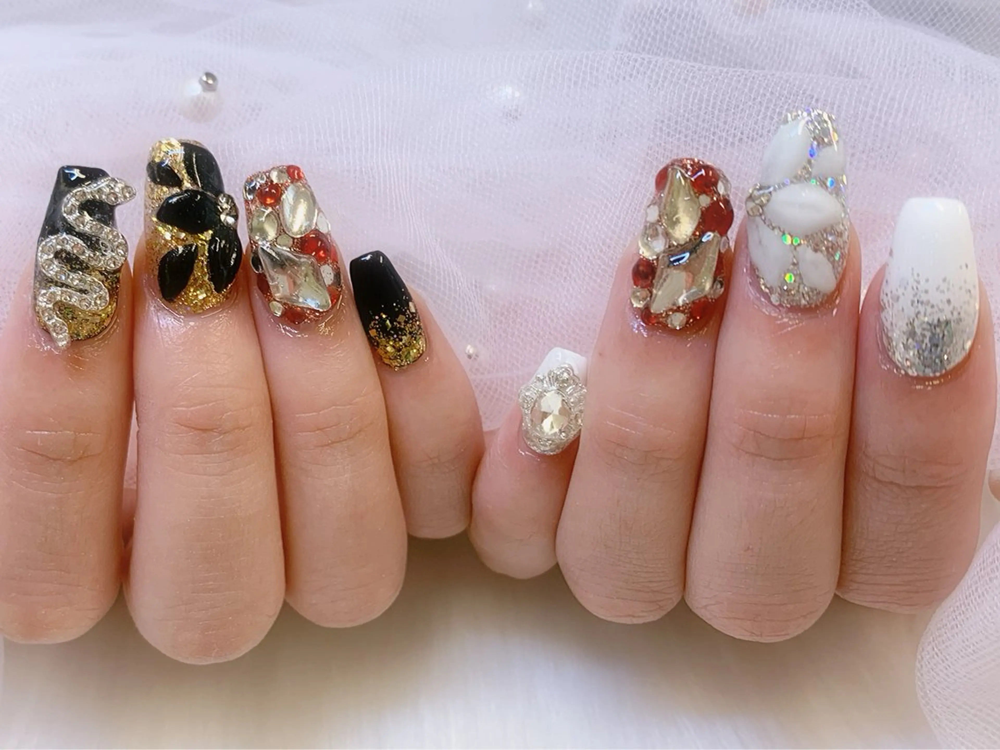 ネイル ハンドネイル Rグループ felizのネイルデザイン