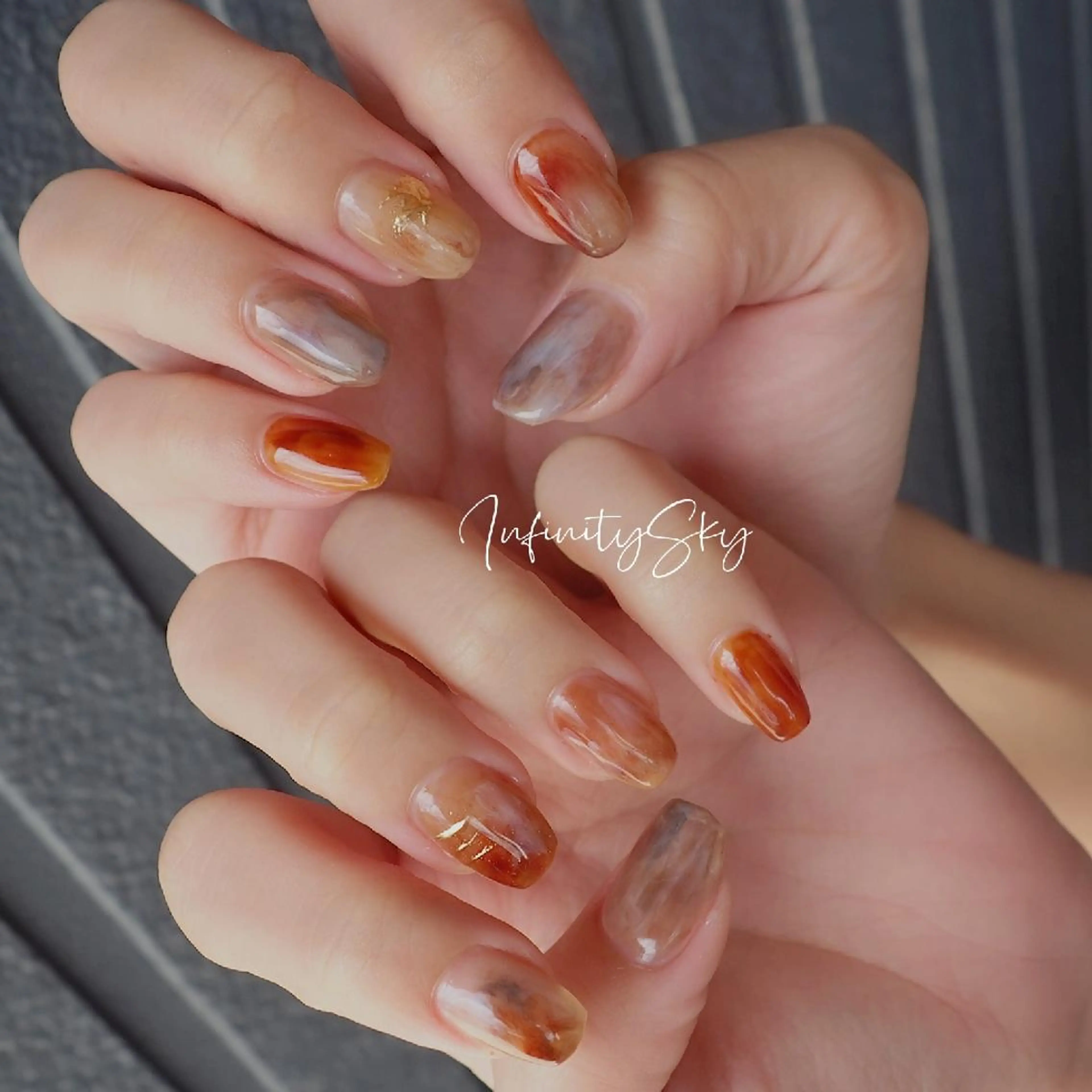 ネイル 持ち込み ニュアンスネイル infinity skyのネイルデザイン