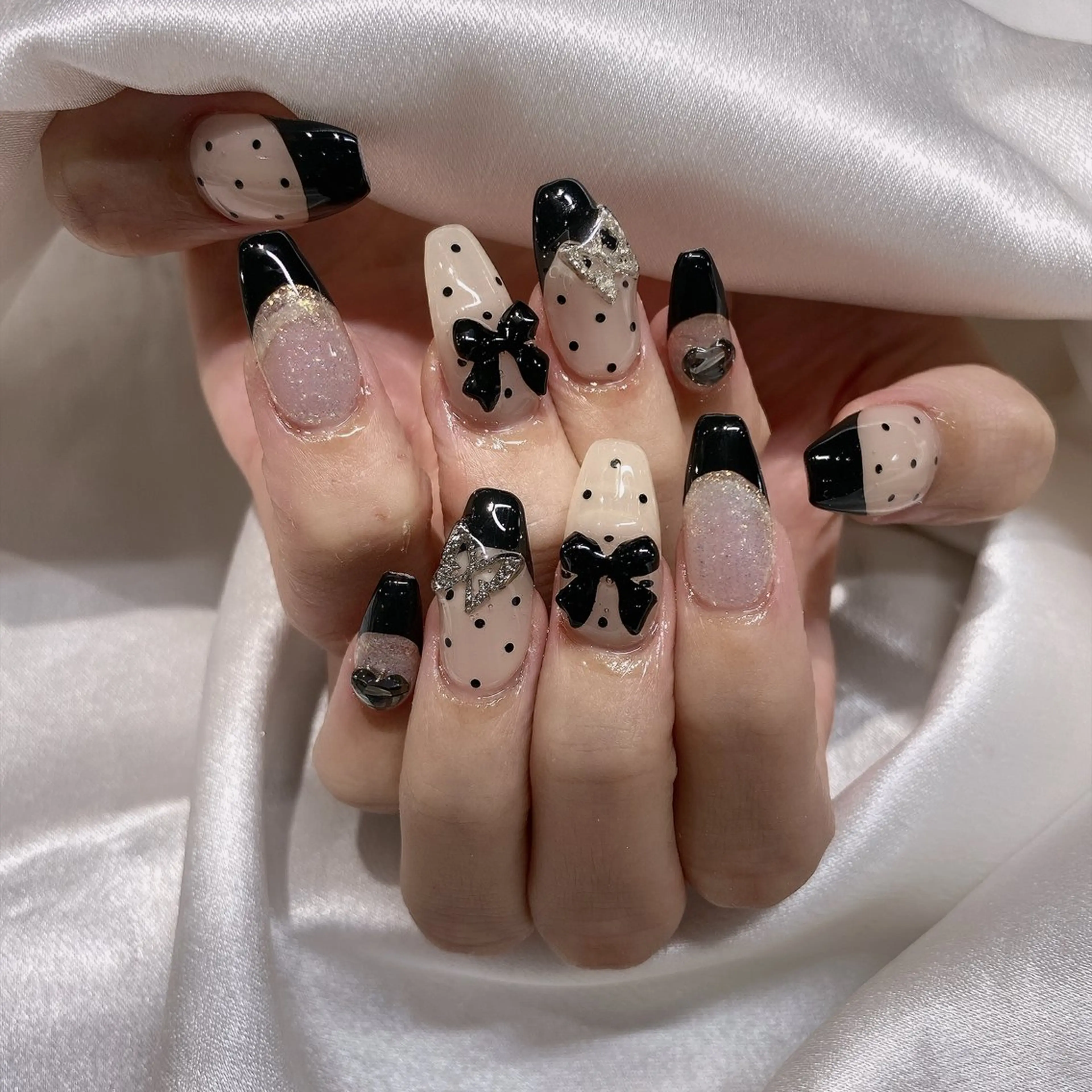 ネイル M2ネイルサロン【長さ出し&フィルイン導入店】所属・長さ出し専門店 RIRIのネイルデザイン