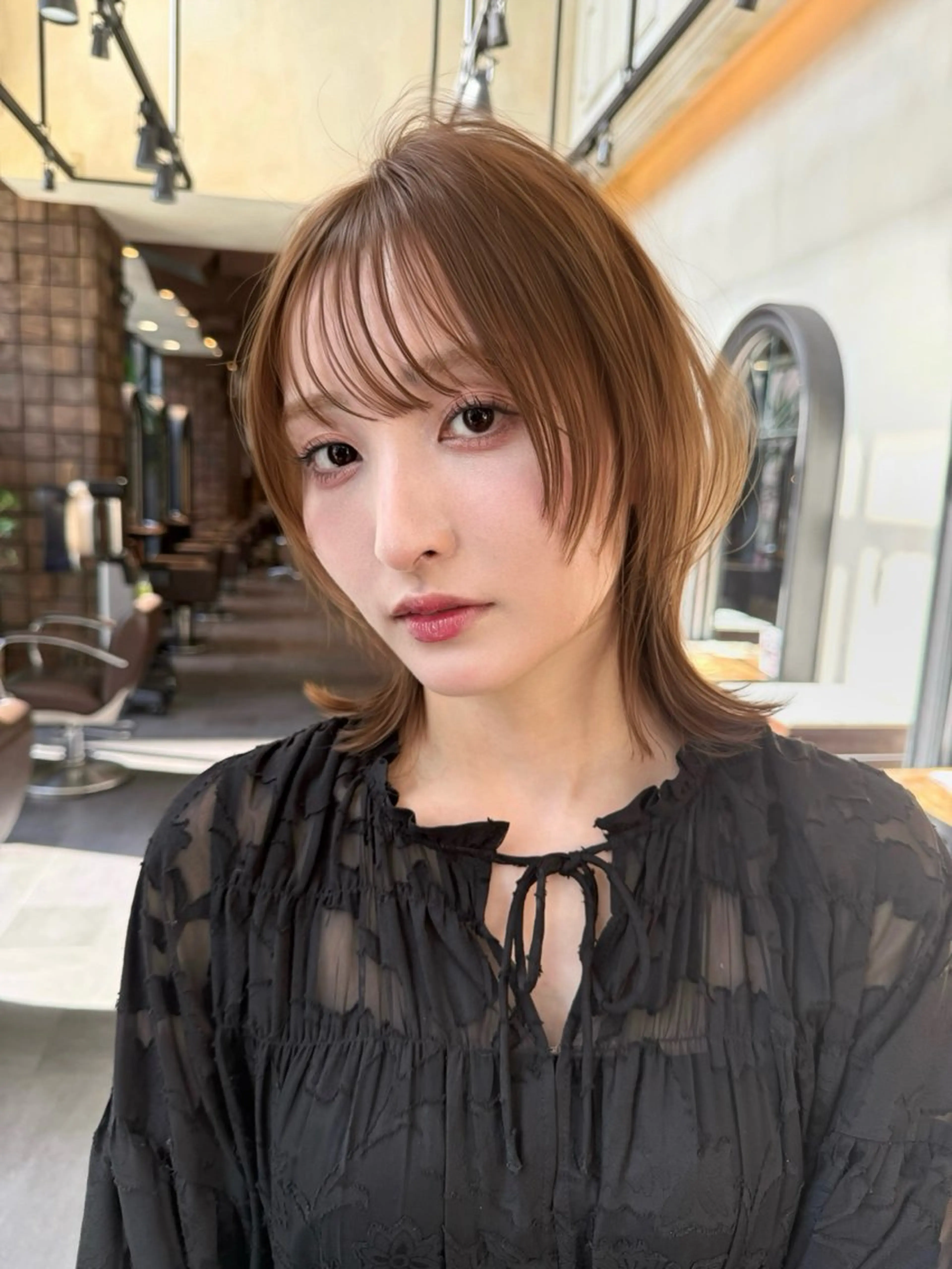 ミディアム ボブレイヤー ボブ レイヤーカット 金井蛍祐/くびれボブ /透明感カラー/艶髪のヘアスタイル