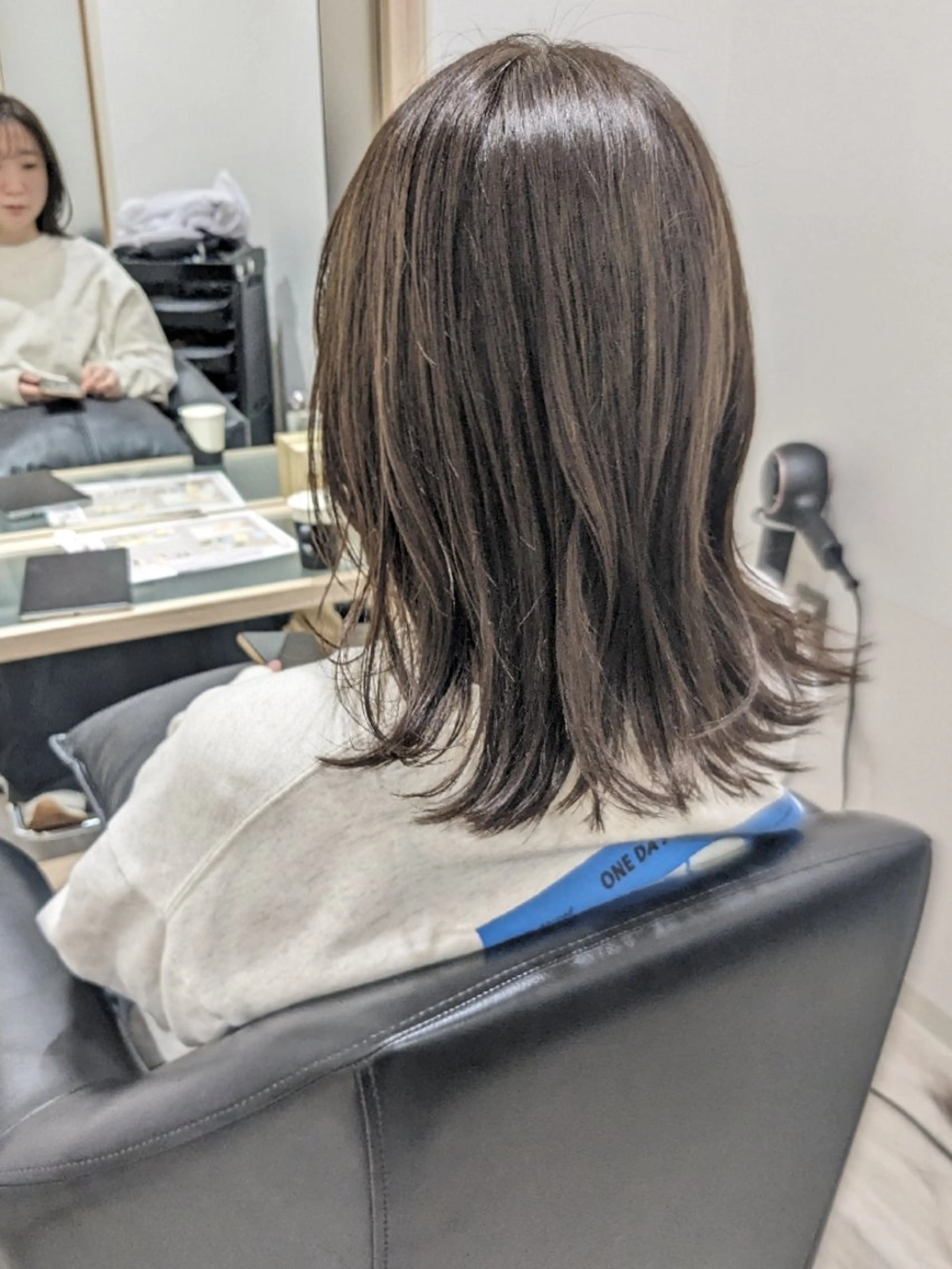 ミディアム 顔周りカット レイヤーカット tocca柏🍀 森満　早紀のヘアスタイル