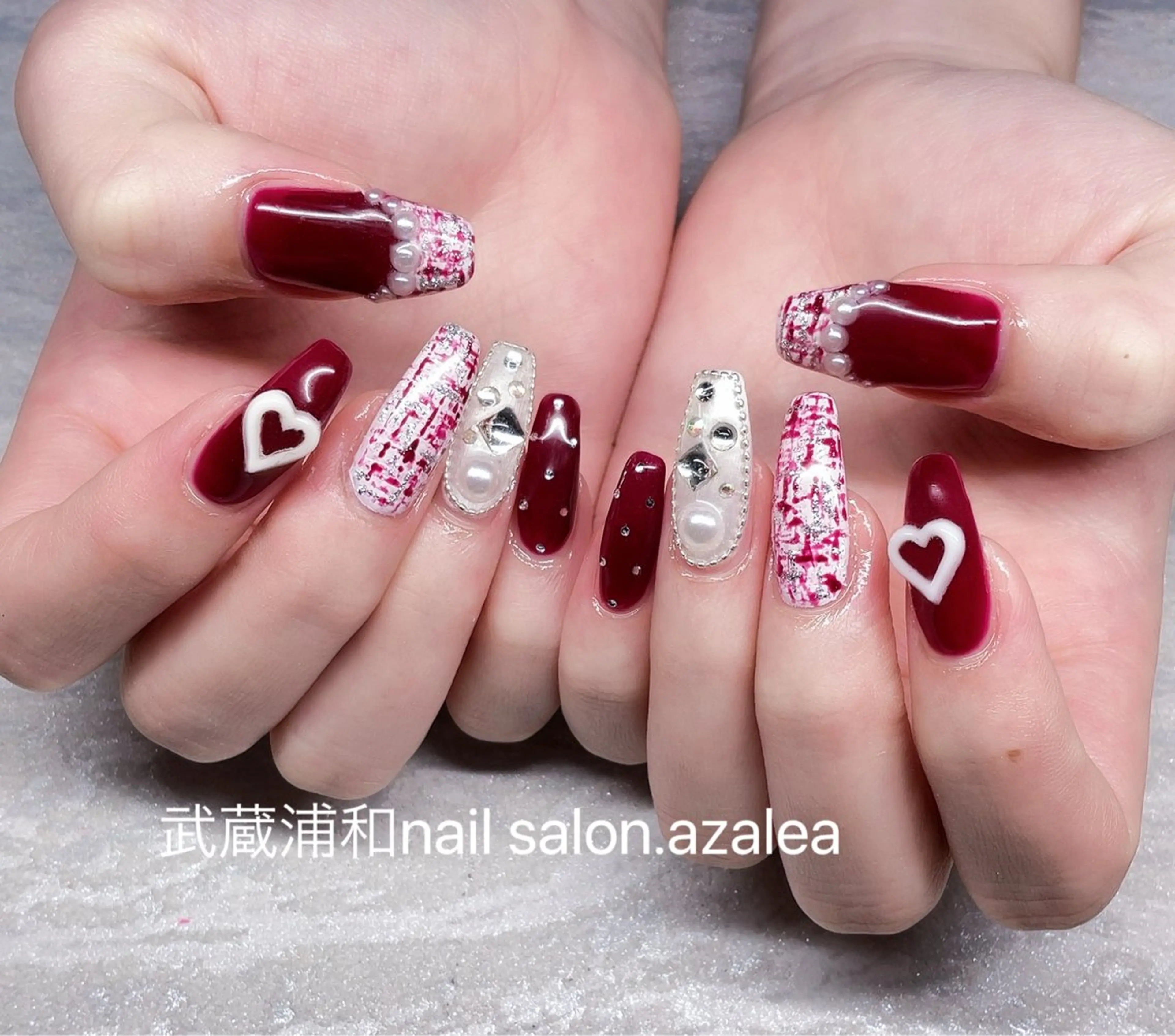 ネイル ハンドネイル R inのネイルデザイン